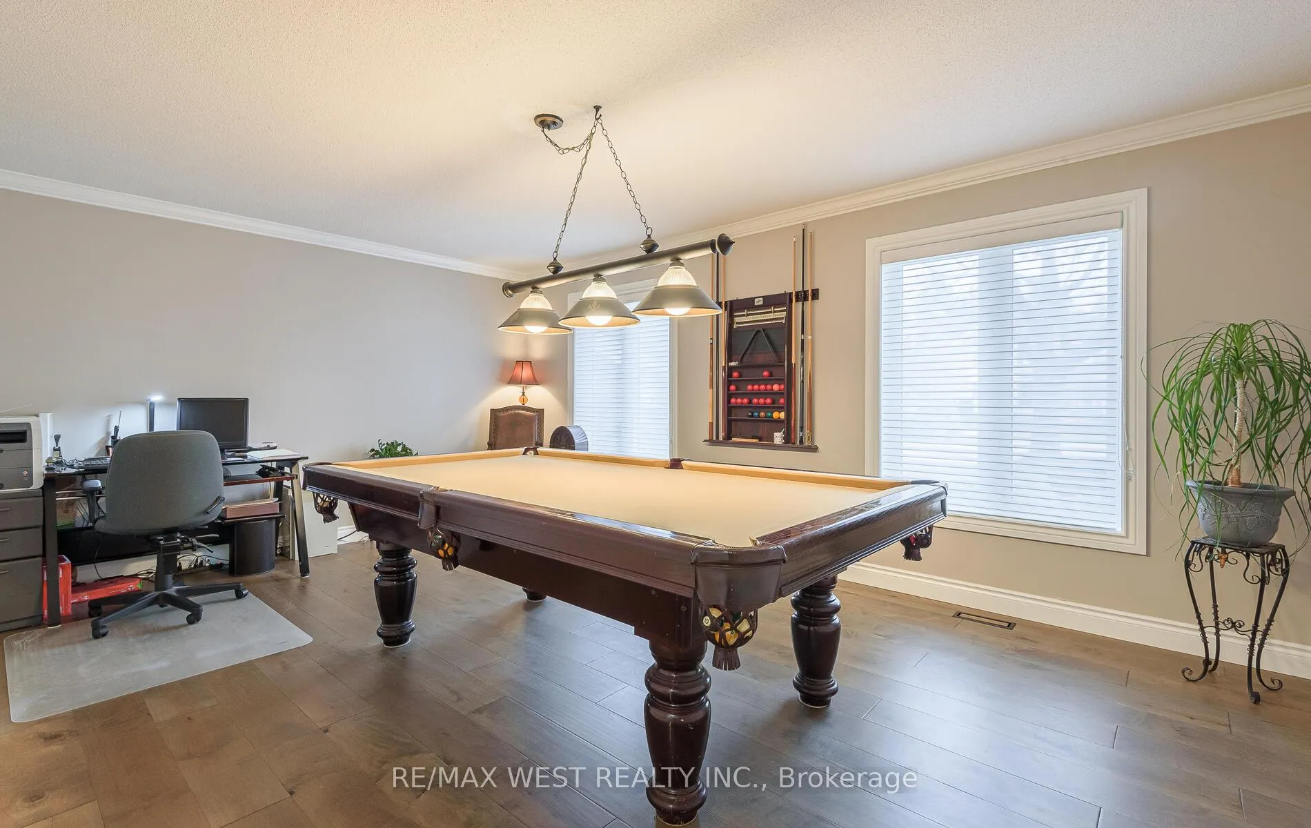 Photo 14 of 8 Oakridge Court, Brampton, Heart Lake West — HOMEH