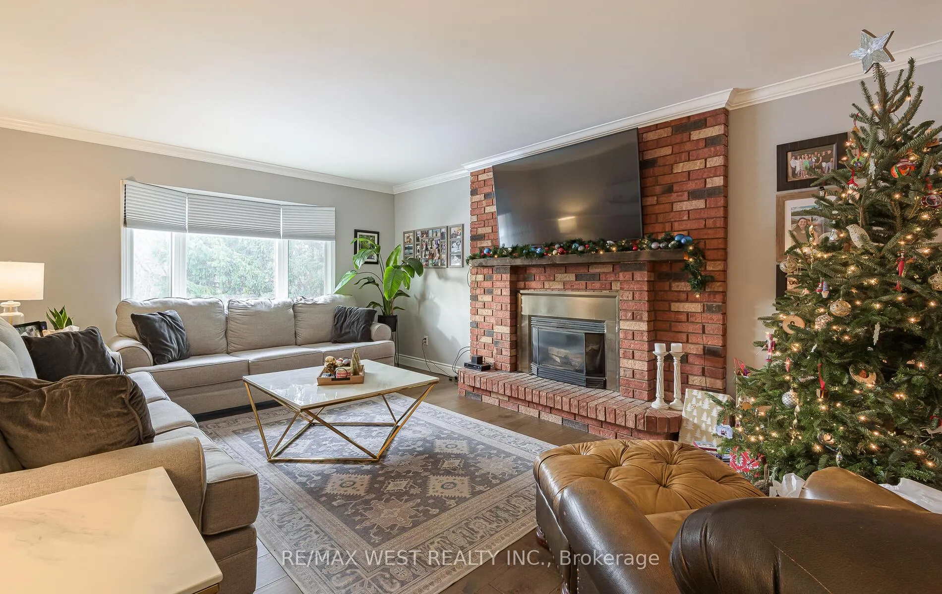 Photo 15 of 8 Oakridge Court, Brampton, Heart Lake West — HOMEH