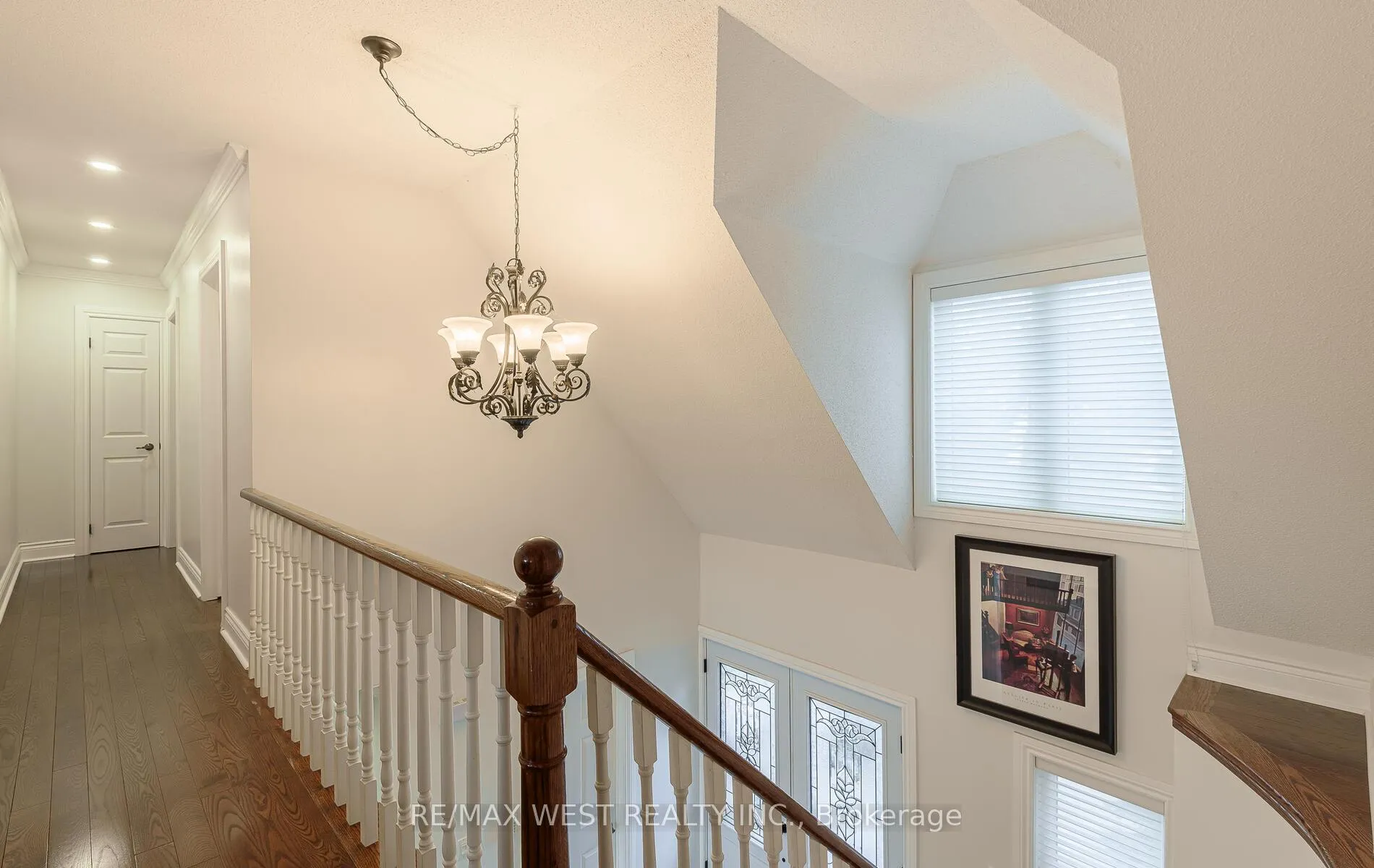 Photo 21 of 8 Oakridge Court, Brampton, Heart Lake West — HOMEH