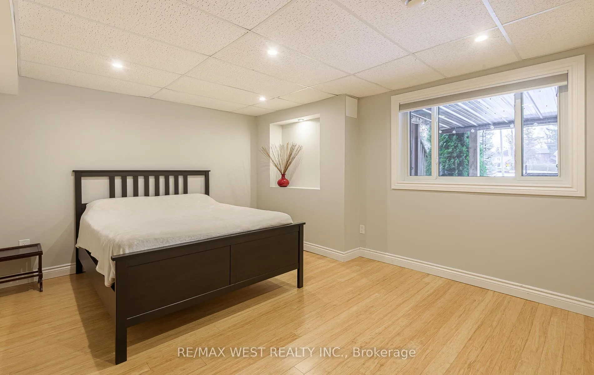 Photo 41 of 8 Oakridge Court, Brampton, Heart Lake West — HOMEH
