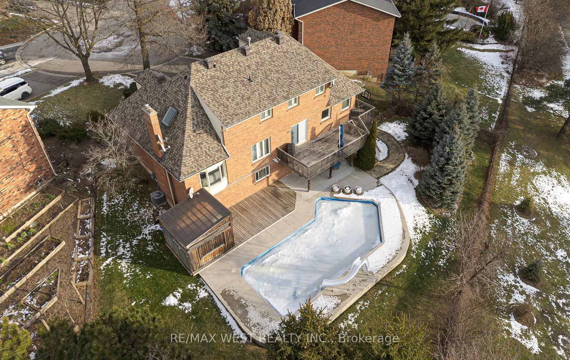 Photo 50 of 8 Oakridge Court, Brampton, Heart Lake West — HOMEH