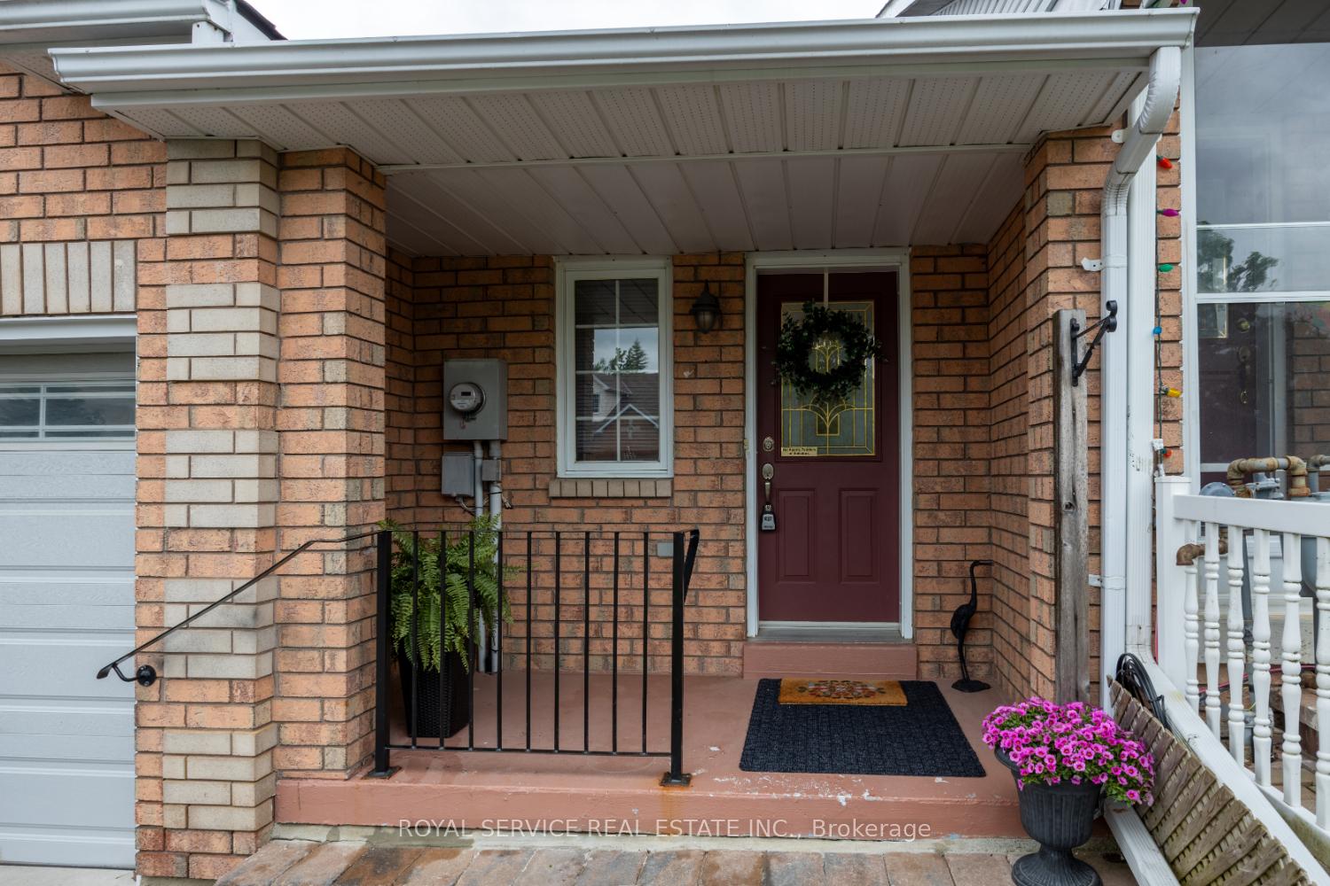 Photo 3 of 1275 Eagle Crescent, Peterborough, Monaghan Ward 2 — HOMEH