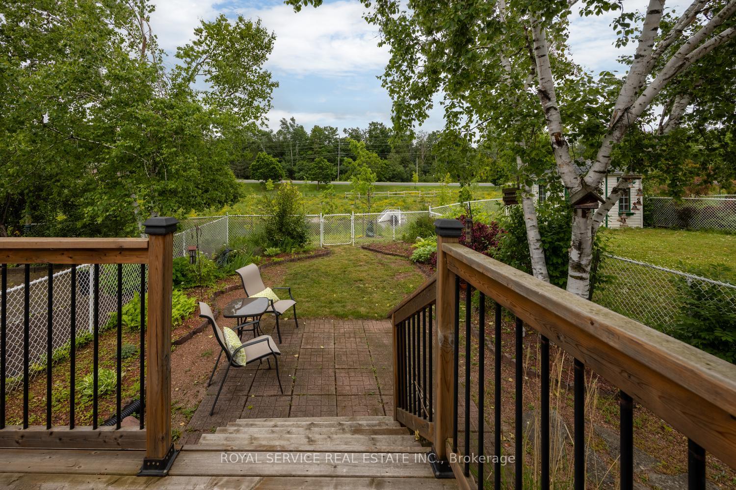 Photo 28 of 1275 Eagle Crescent, Peterborough, Monaghan Ward 2 — HOMEH