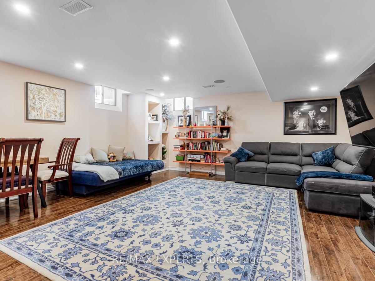 Photo 20 of 55 Coranto Way, Vaughan, Vellore Village — HOMEH