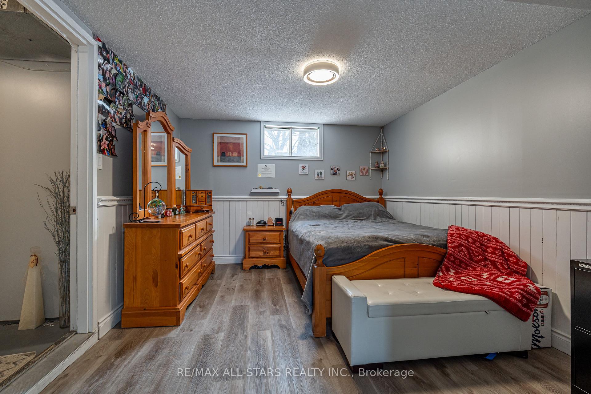 Photo 17 of 2431 Mountland Drive, Peterborough, Monaghan Ward 2 — HOMEH