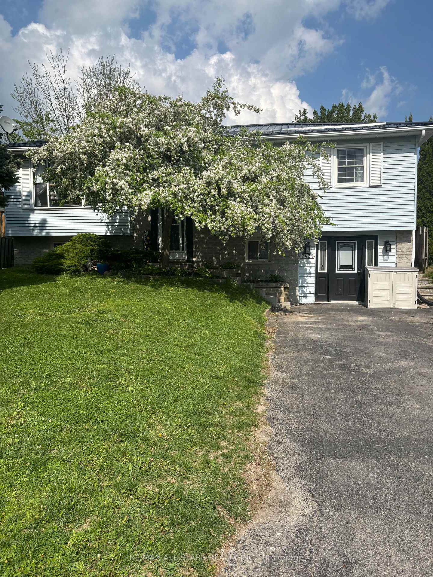 Photo 35 of 2431 Mountland Drive, Peterborough, Monaghan Ward 2 — HOMEH