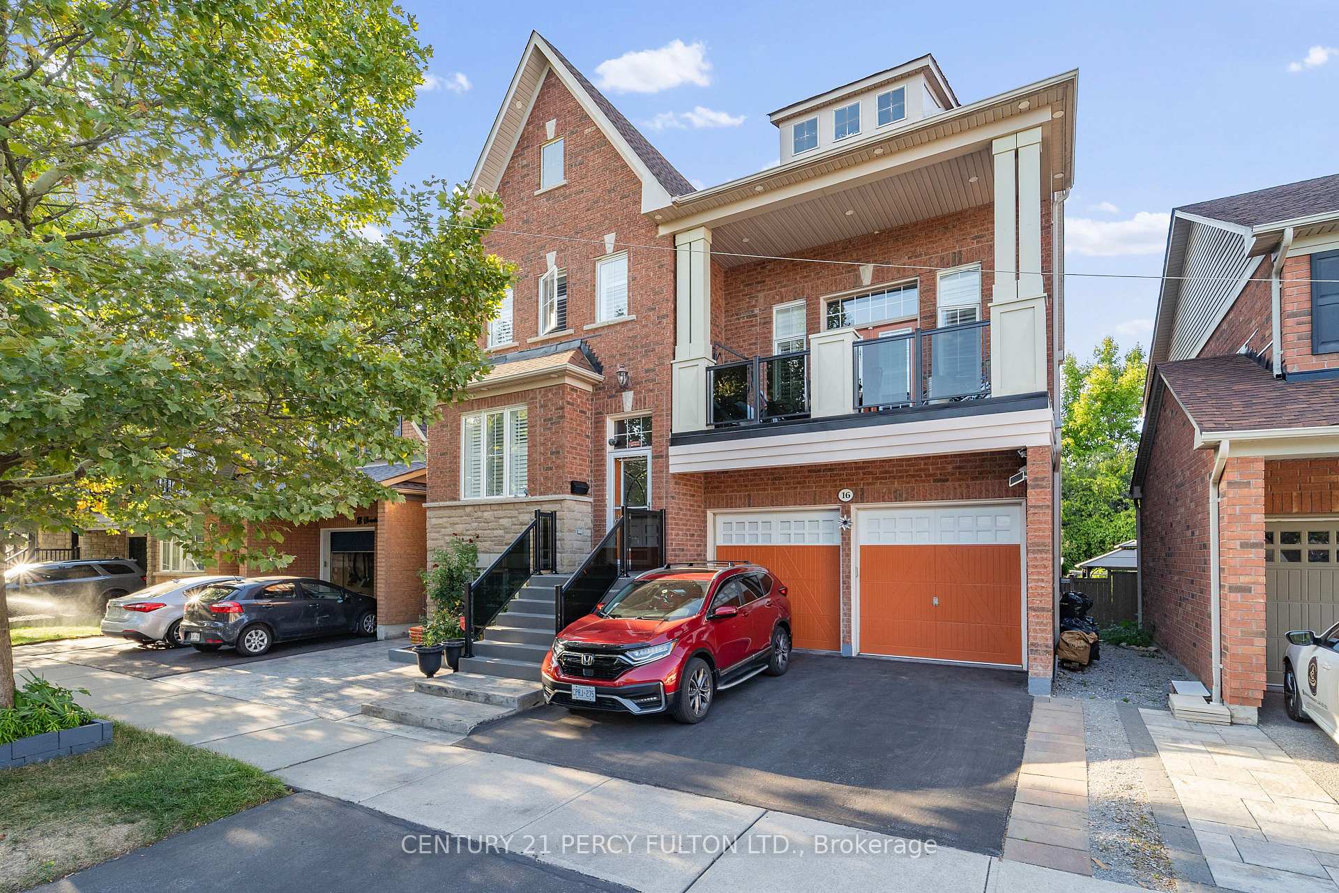 Photo 1 of 16 Brandwood Square, Ajax, Northeast Ajax — HOMEH