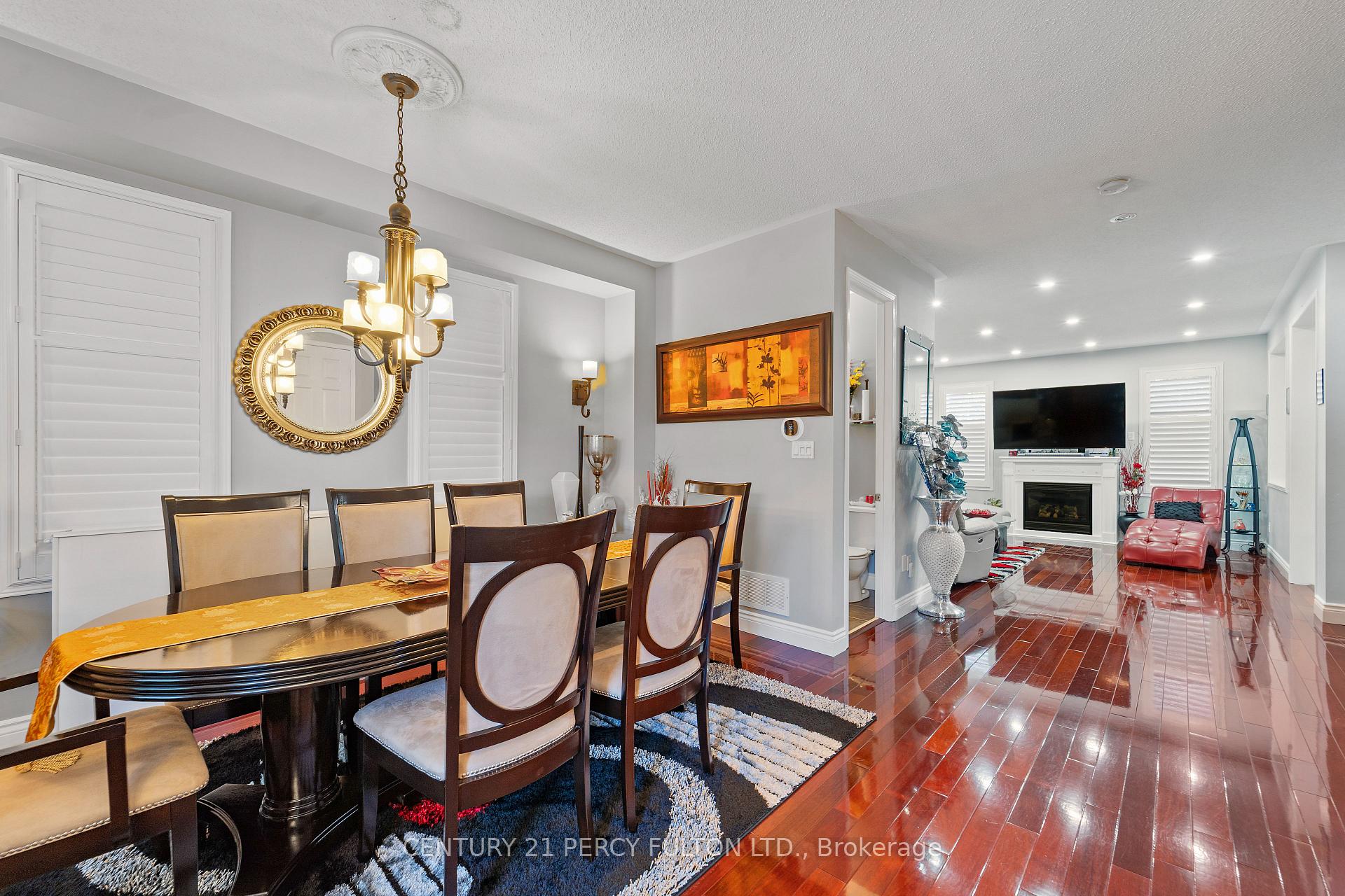 Photo 5 of 16 Brandwood Square, Ajax, Northeast Ajax — HOMEH