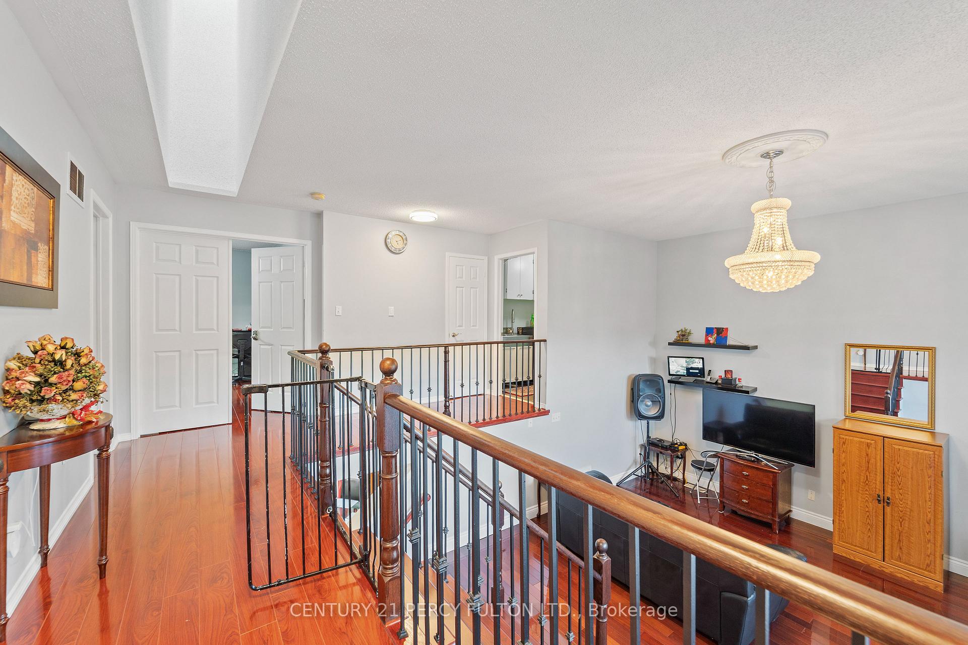 Photo 21 of 16 Brandwood Square, Ajax, Northeast Ajax — HOMEH