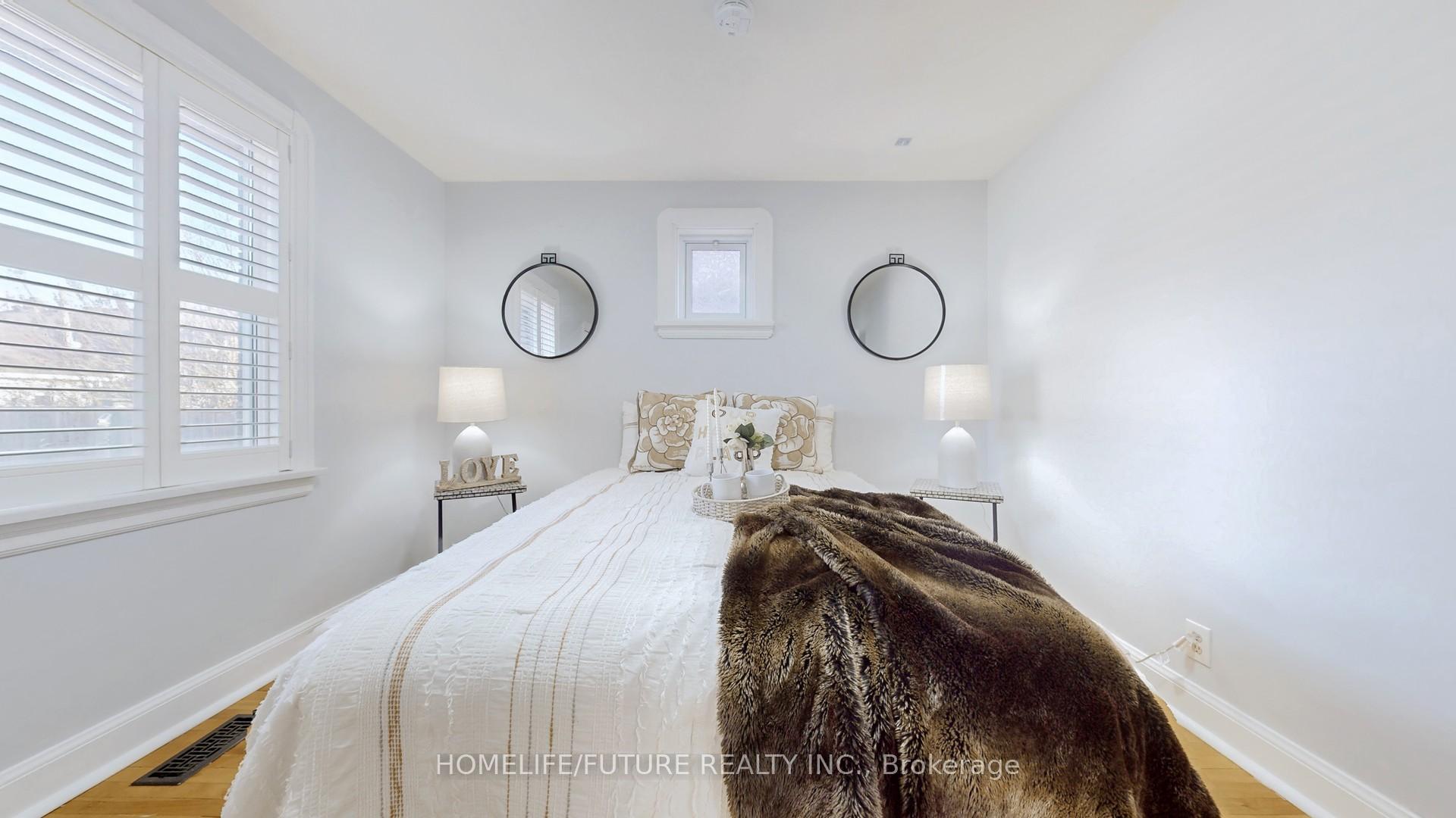 Photo 12 of 428 King Street E, Oshawa, O'Neill — HOMEH