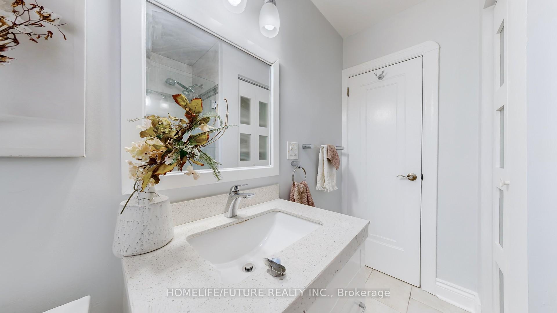 Photo 19 of 428 King Street E, Oshawa, O'Neill — HOMEH