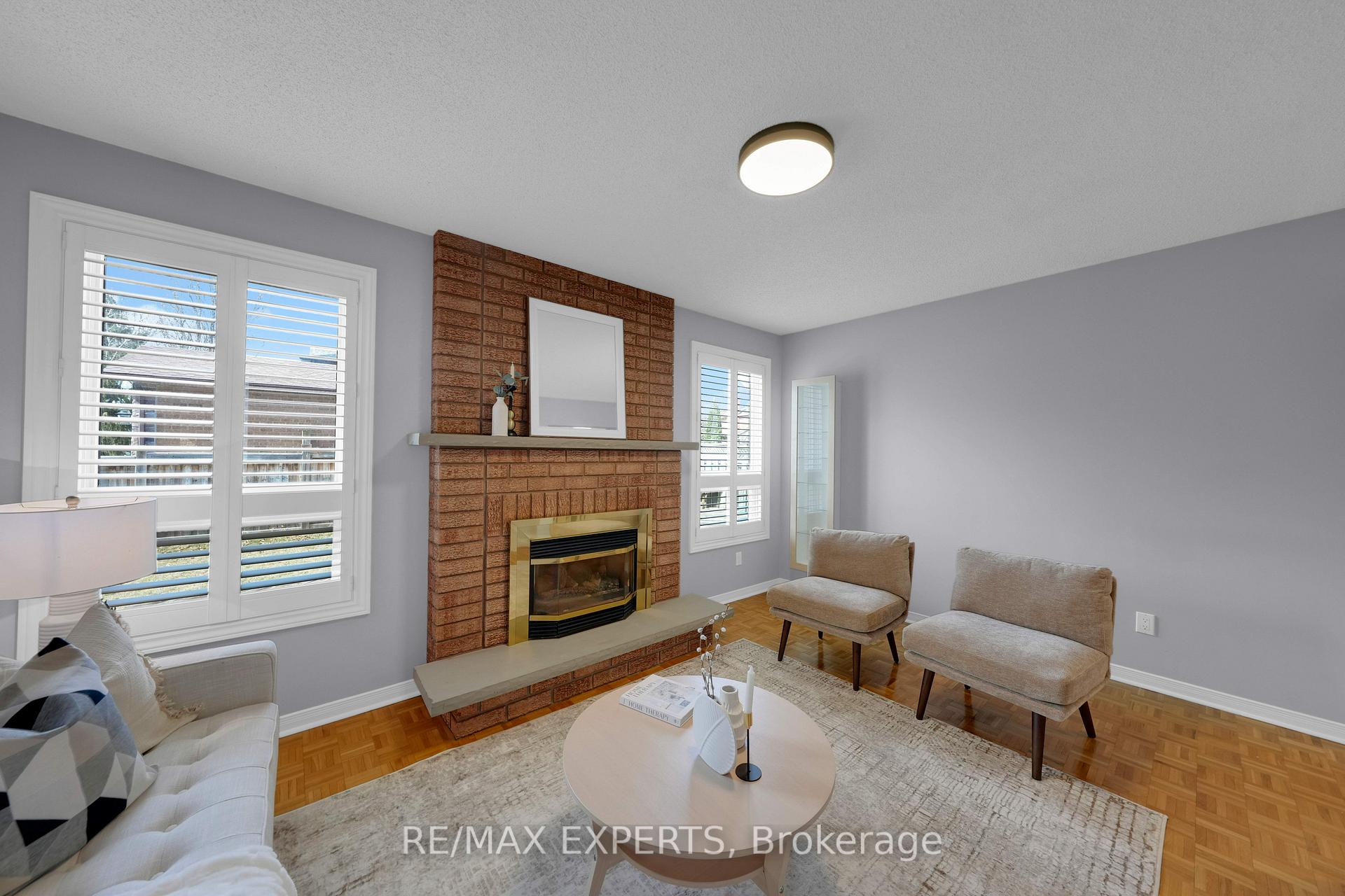 Photo 19 of 571 Barrhill Road, Vaughan, Maple — HOMEH