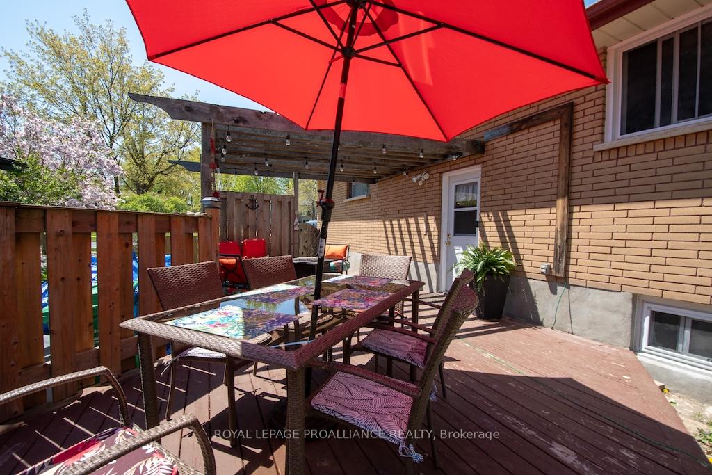 Photo 35 of 1060 Glendale Drive, Peterborough, Northcrest Ward 5 — HOMEH