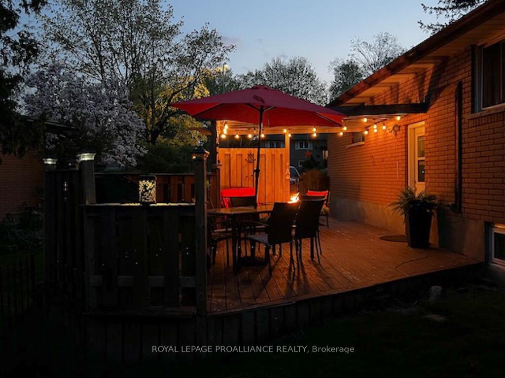 Photo 39 of 1060 Glendale Drive, Peterborough, Northcrest Ward 5 — HOMEH