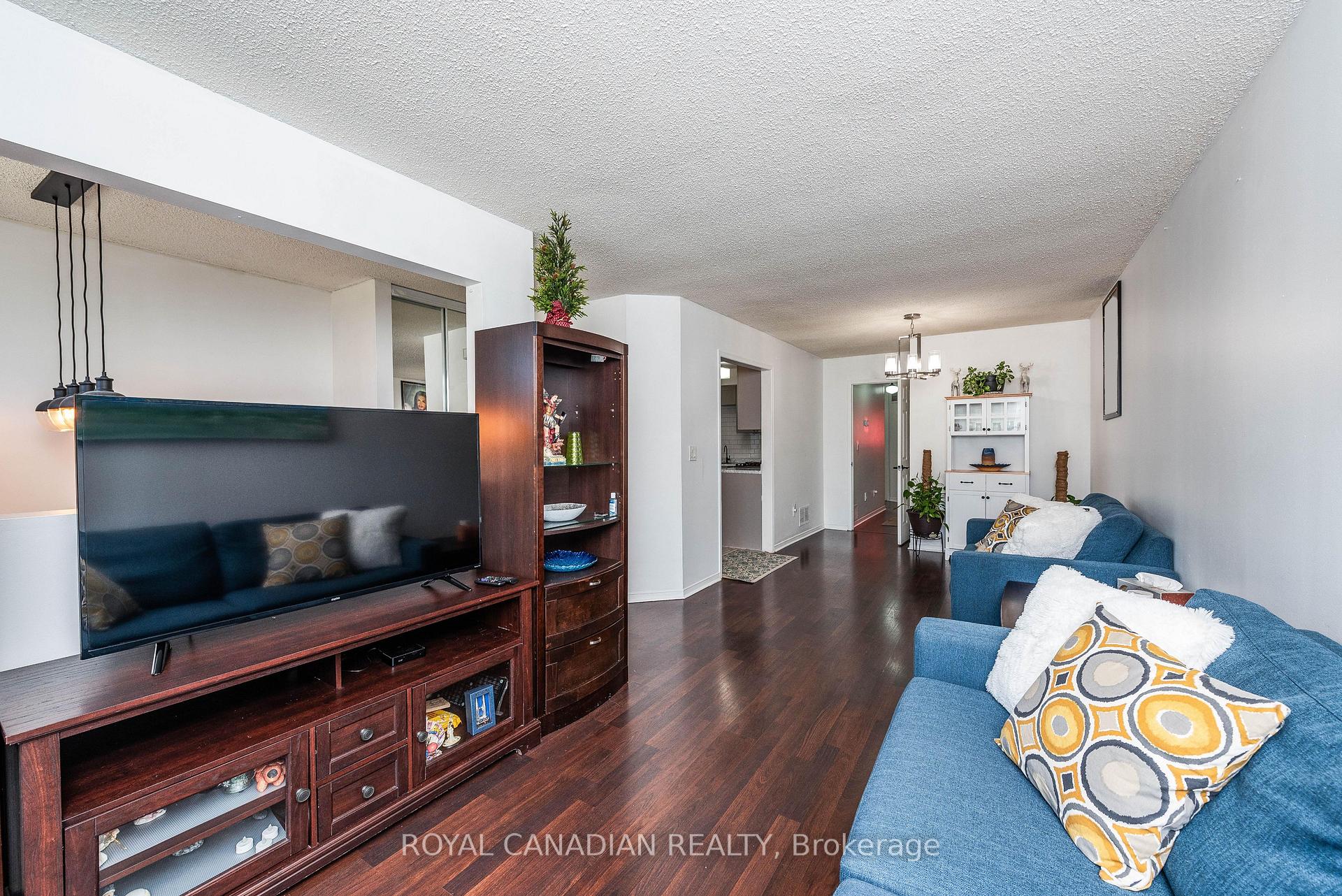 Photo 6 of 1428 Park Road S, Oshawa, Lakeview — HOMEH