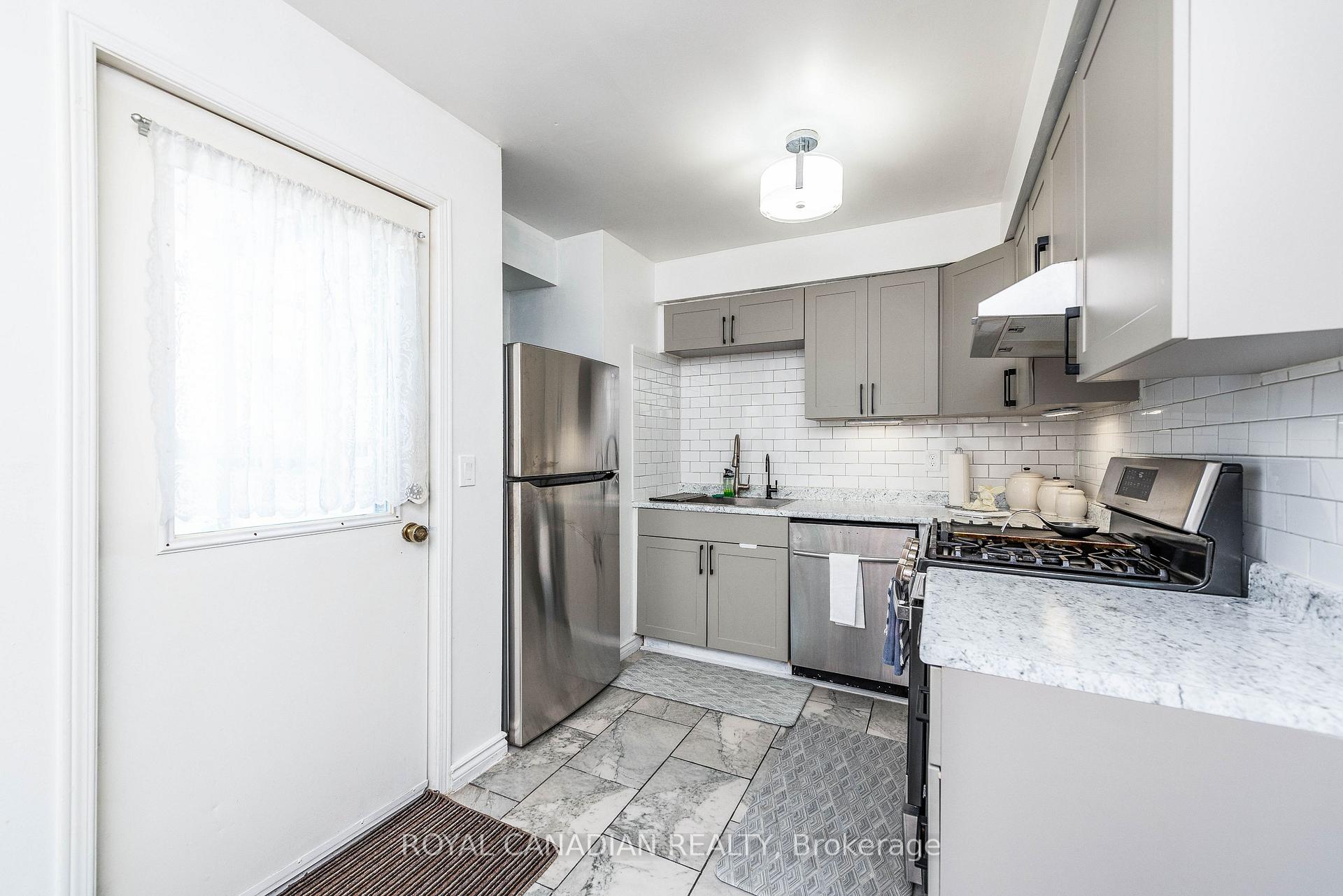 Photo 7 of 1428 Park Road S, Oshawa, Lakeview — HOMEH