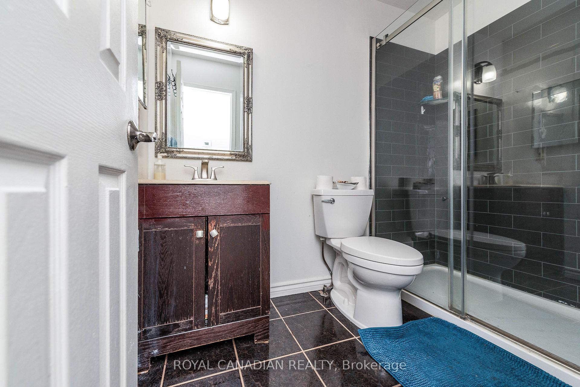 Photo 12 of 1428 Park Road S, Oshawa, Lakeview — HOMEH