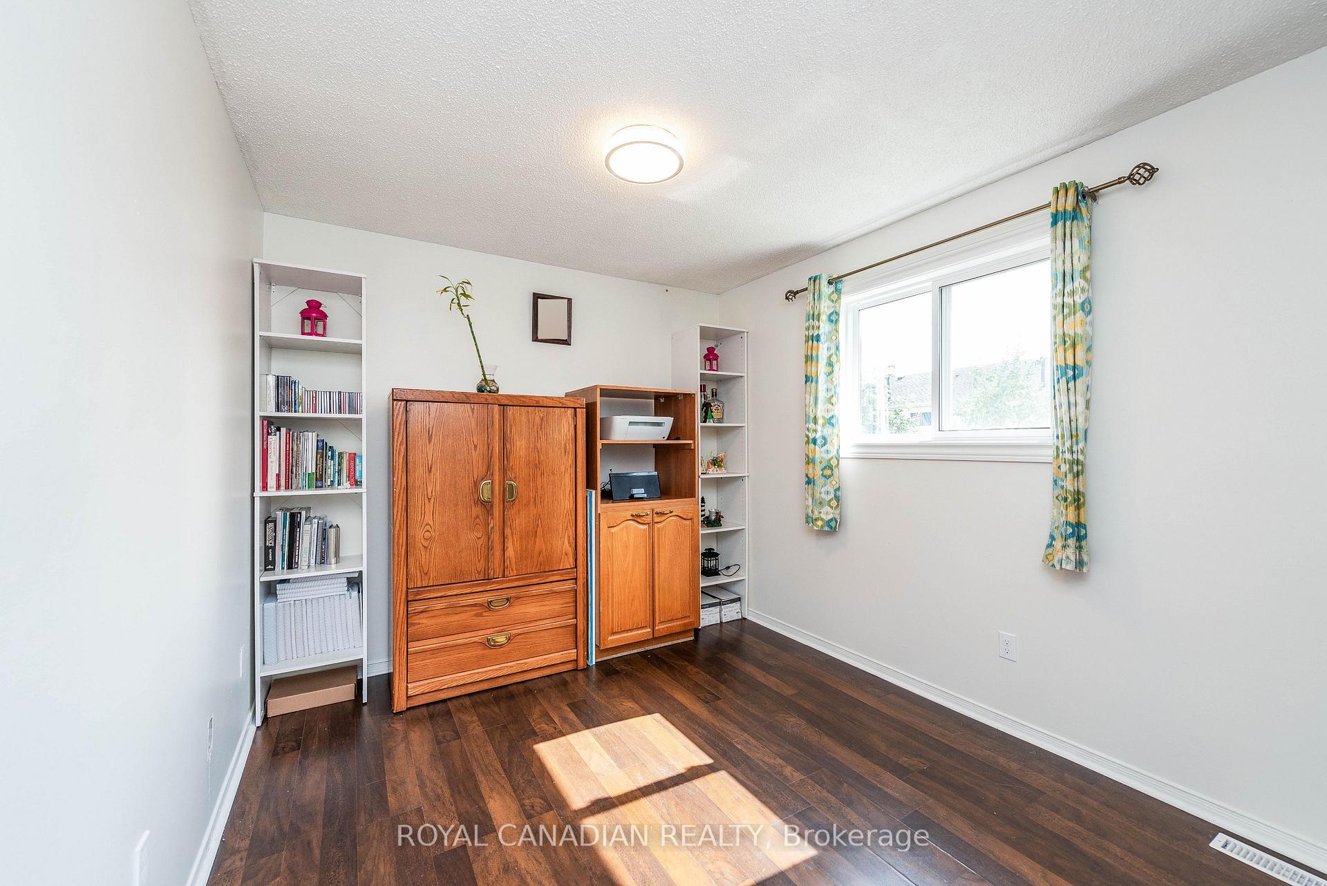 Photo 13 of 1428 Park Road S, Oshawa, Lakeview — HOMEH