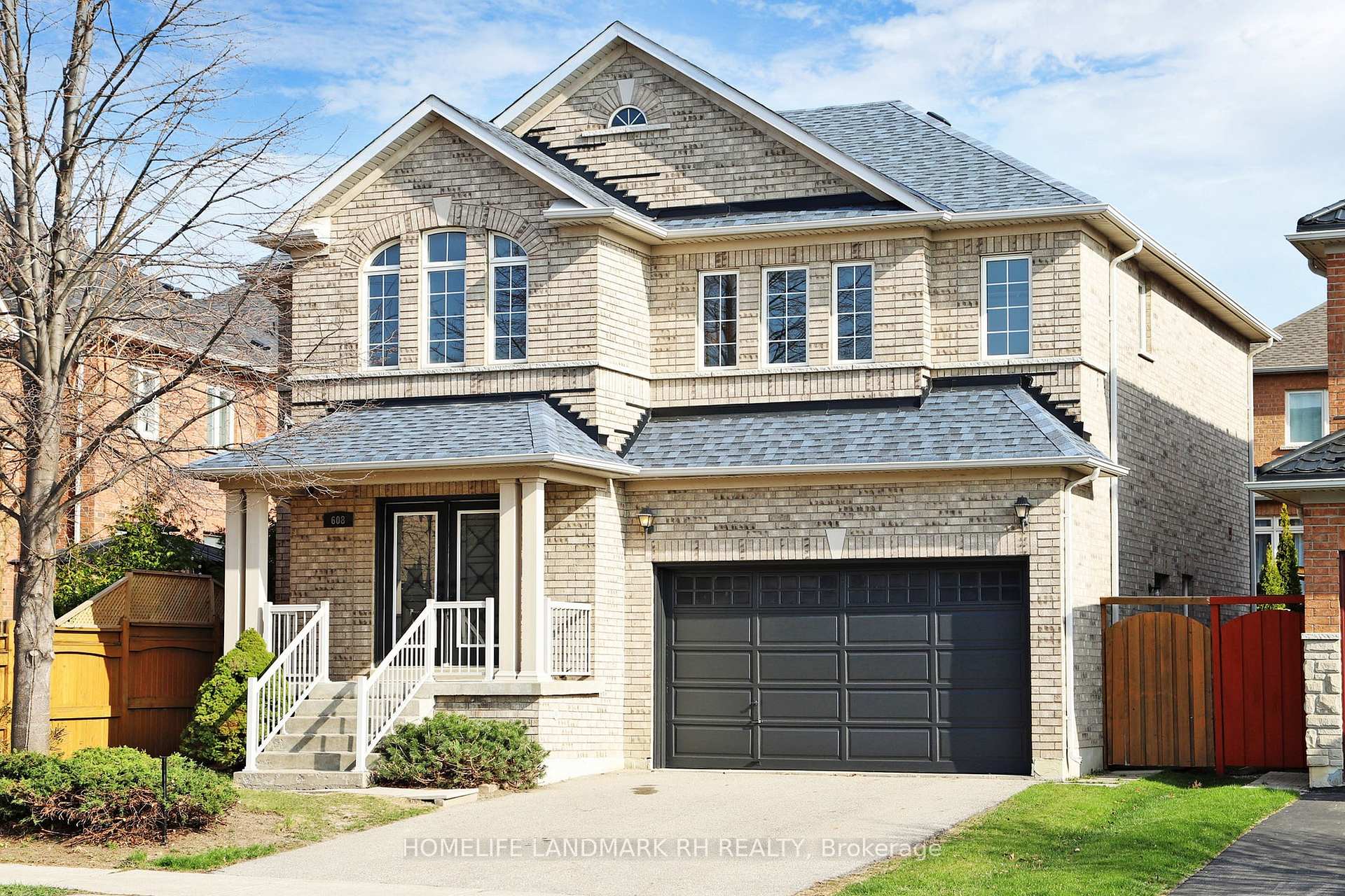Photo 2 of 608 Summeridge Drive, Vaughan, Patterson — HOMEH