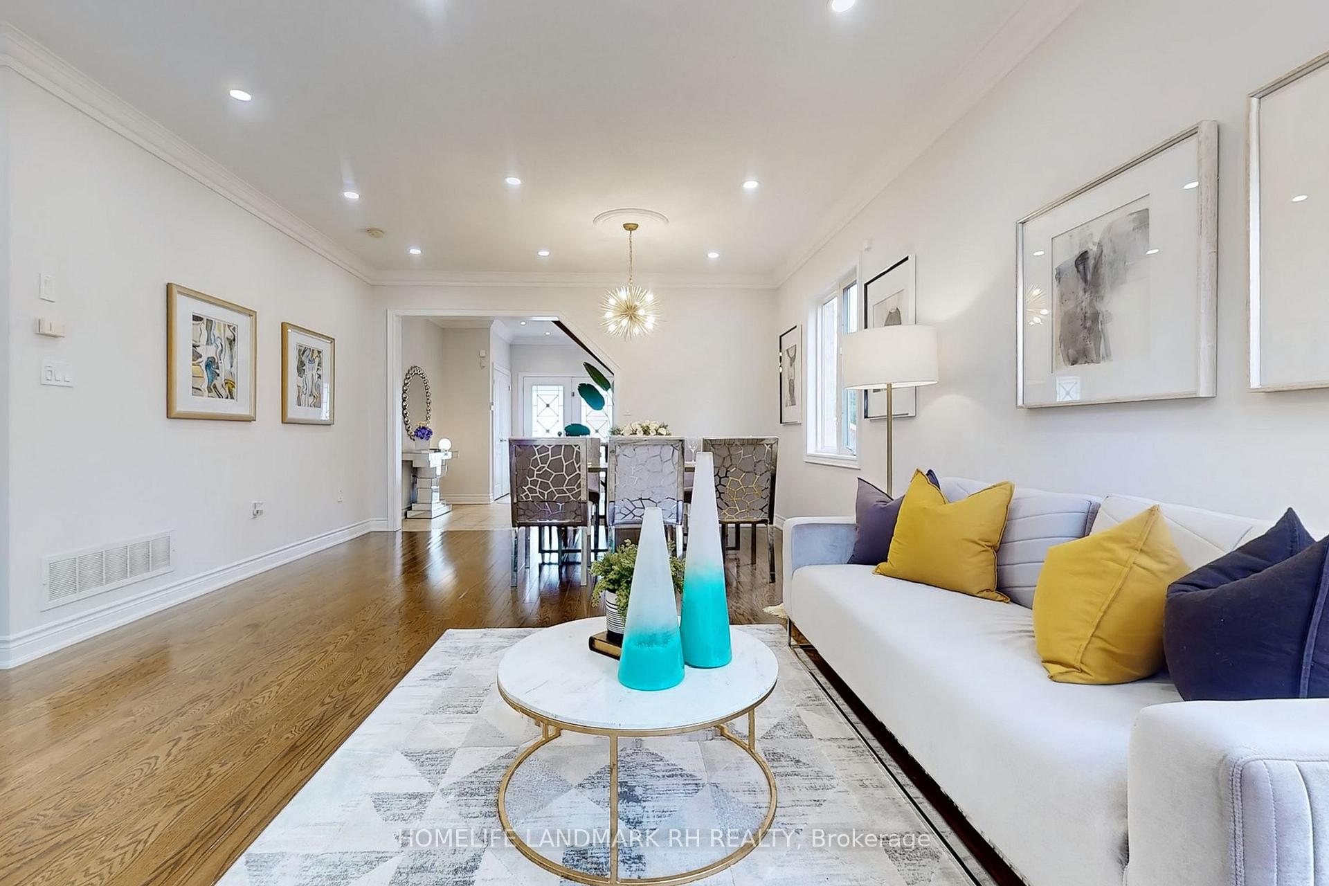 Photo 4 of 608 Summeridge Drive, Vaughan, Patterson — HOMEH