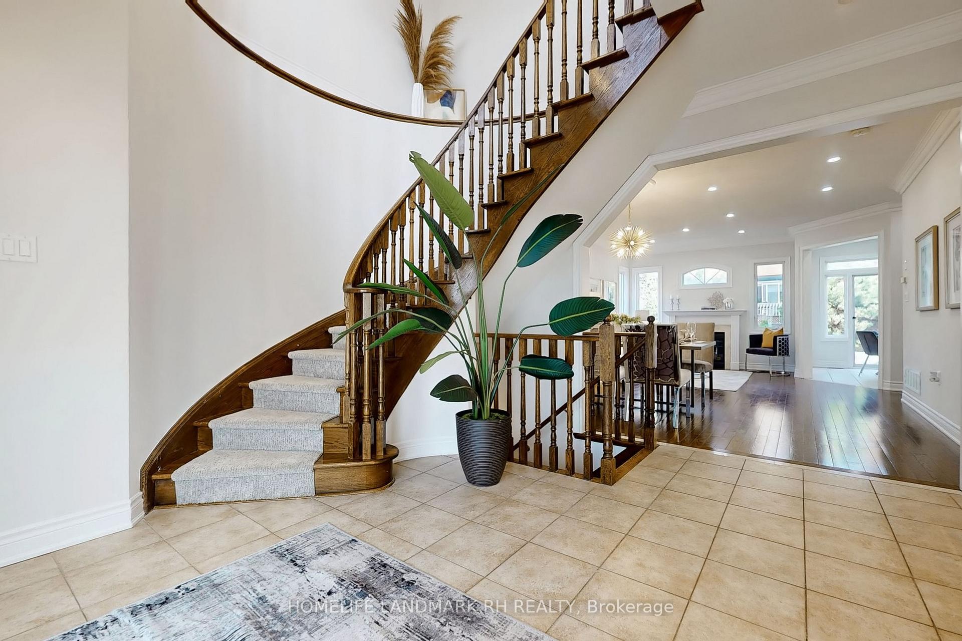 Photo 21 of 608 Summeridge Drive, Vaughan, Patterson — HOMEH