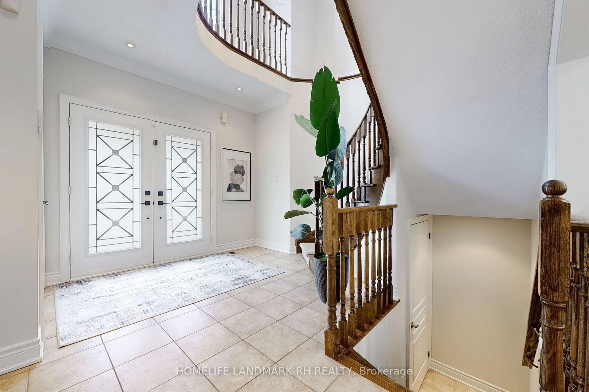Photo 37 of 608 Summeridge Drive, Vaughan, Patterson — HOMEH