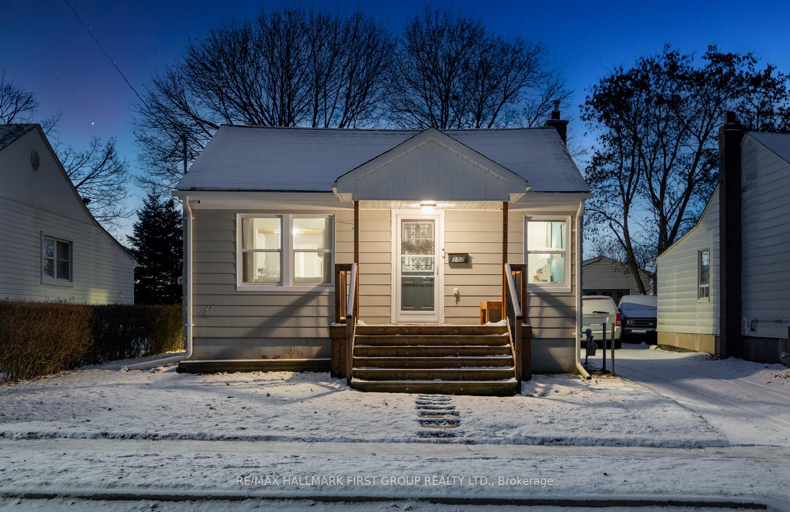Photo 2 of 157 Stacey Avenue, Oshawa, Central — HOMEH