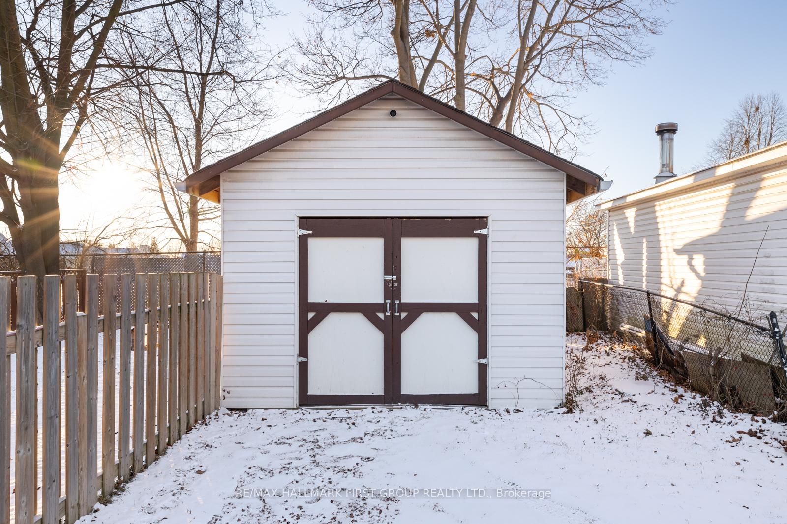 Photo 32 of 157 Stacey Avenue, Oshawa, Central — HOMEH