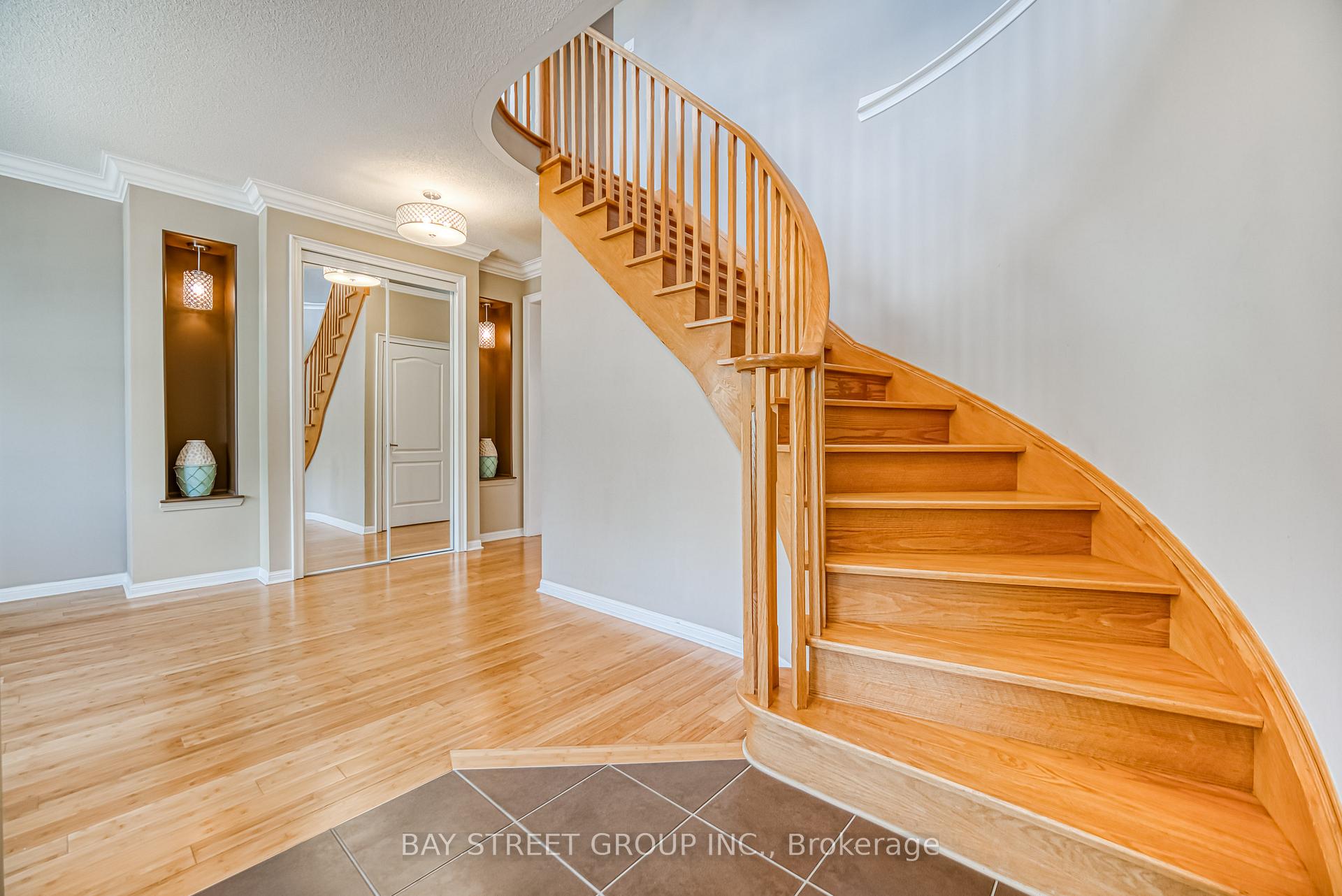Photo 22 of 604 Mavrinac Boulevard, Aurora, Bayview Northeast — HOMEH