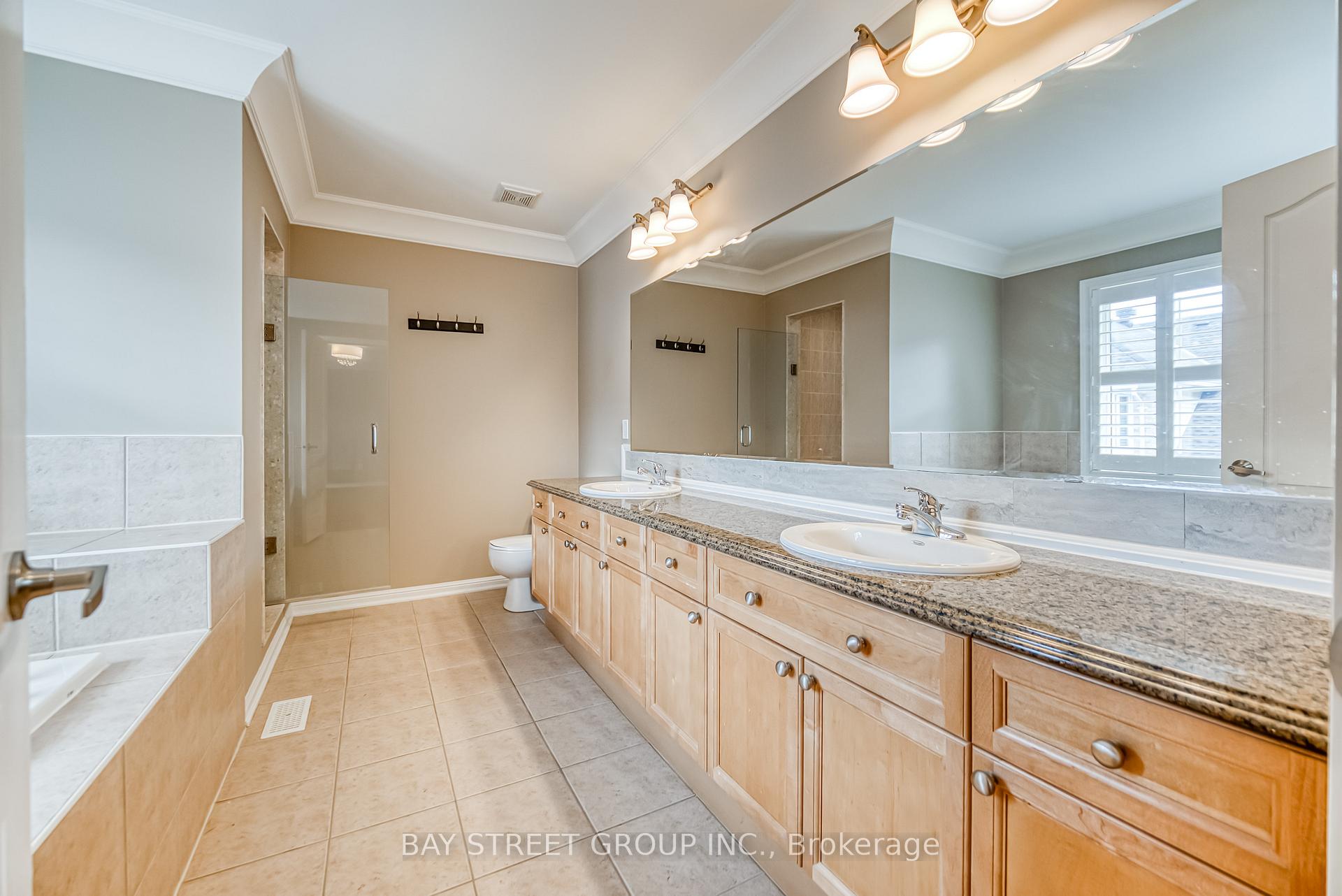 Photo 28 of 604 Mavrinac Boulevard, Aurora, Bayview Northeast — HOMEH