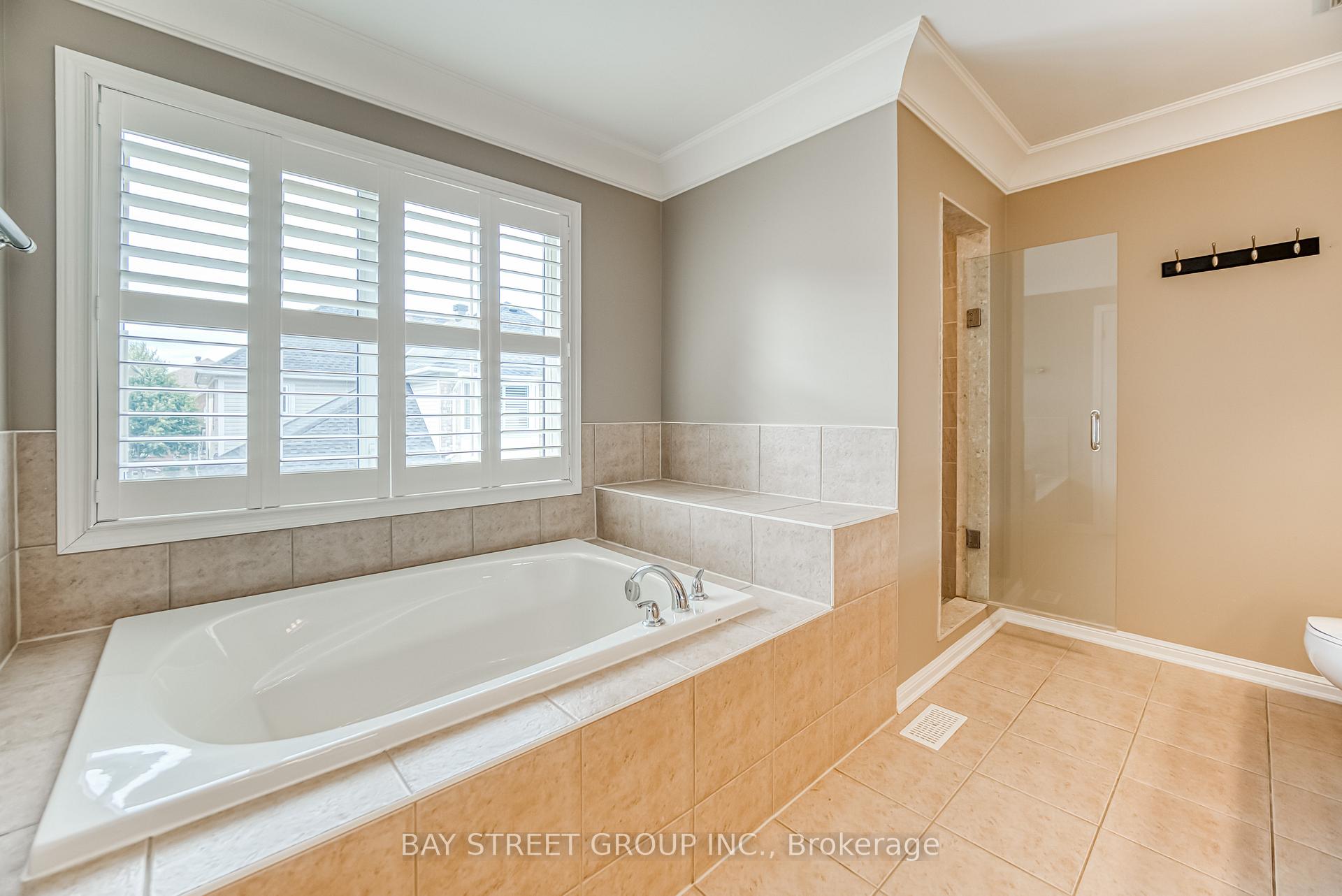 Photo 27 of 604 Mavrinac Boulevard, Aurora, Bayview Northeast — HOMEH