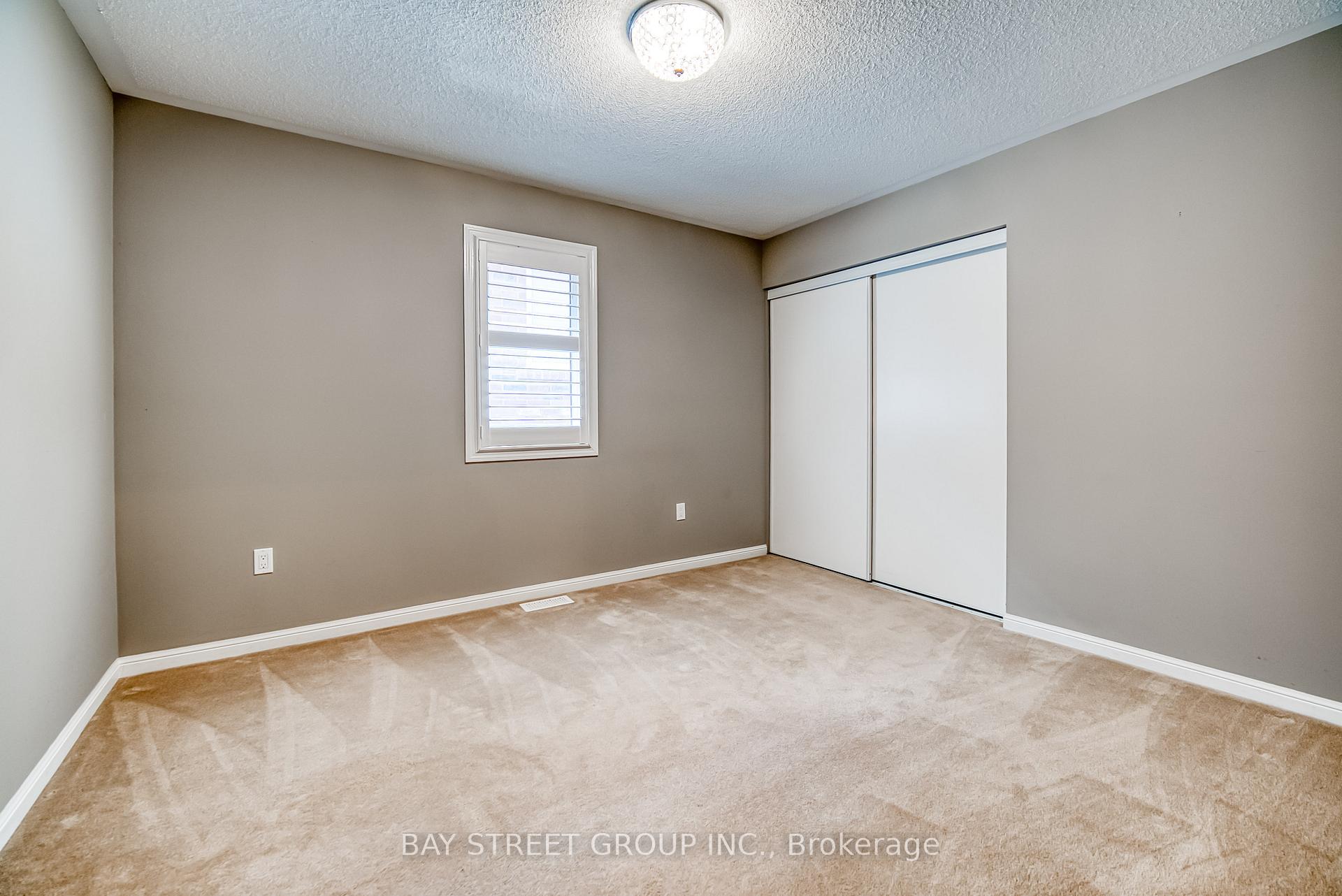 Photo 33 of 604 Mavrinac Boulevard, Aurora, Bayview Northeast — HOMEH