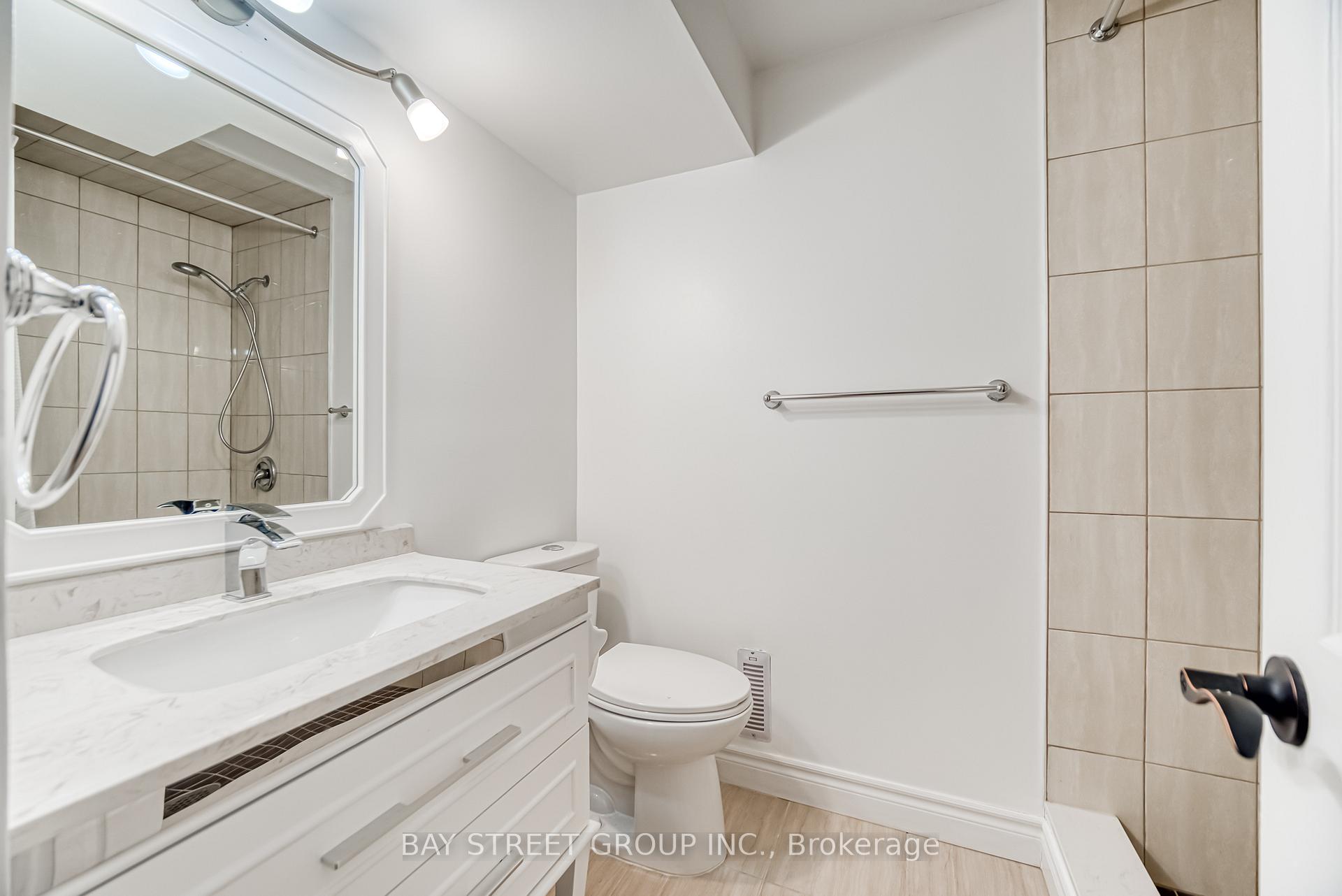 Photo 42 of 604 Mavrinac Boulevard, Aurora, Bayview Northeast — HOMEH