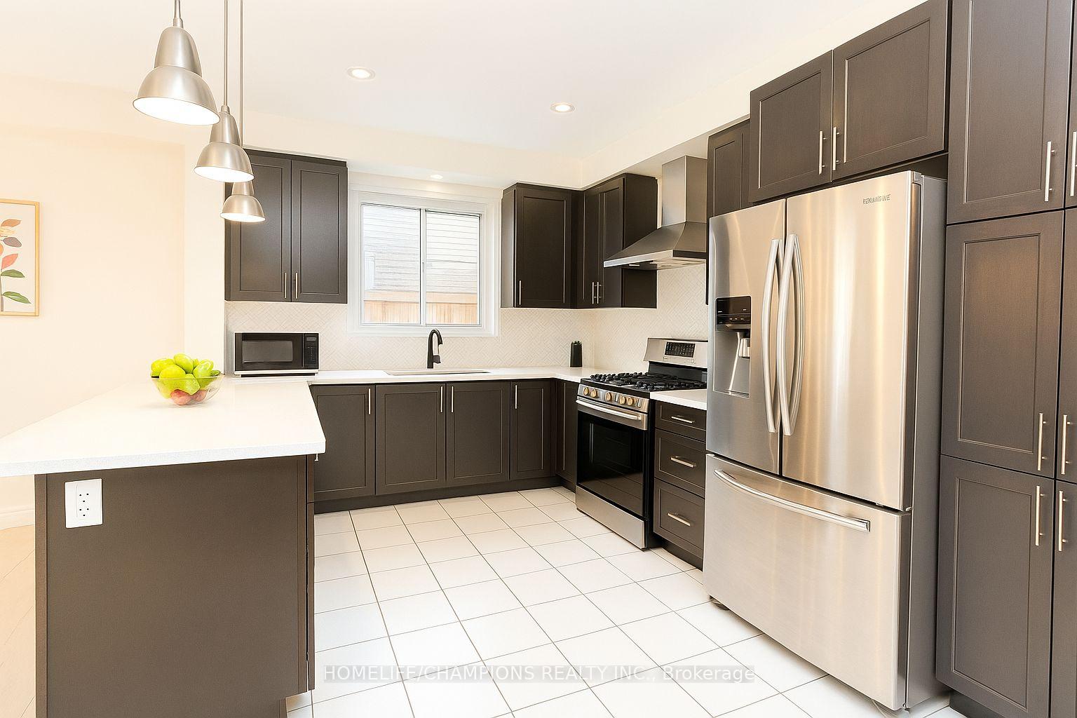 Photo 6 of 38 Hawstone Road, Vaughan, Vellore Village — HOMEH