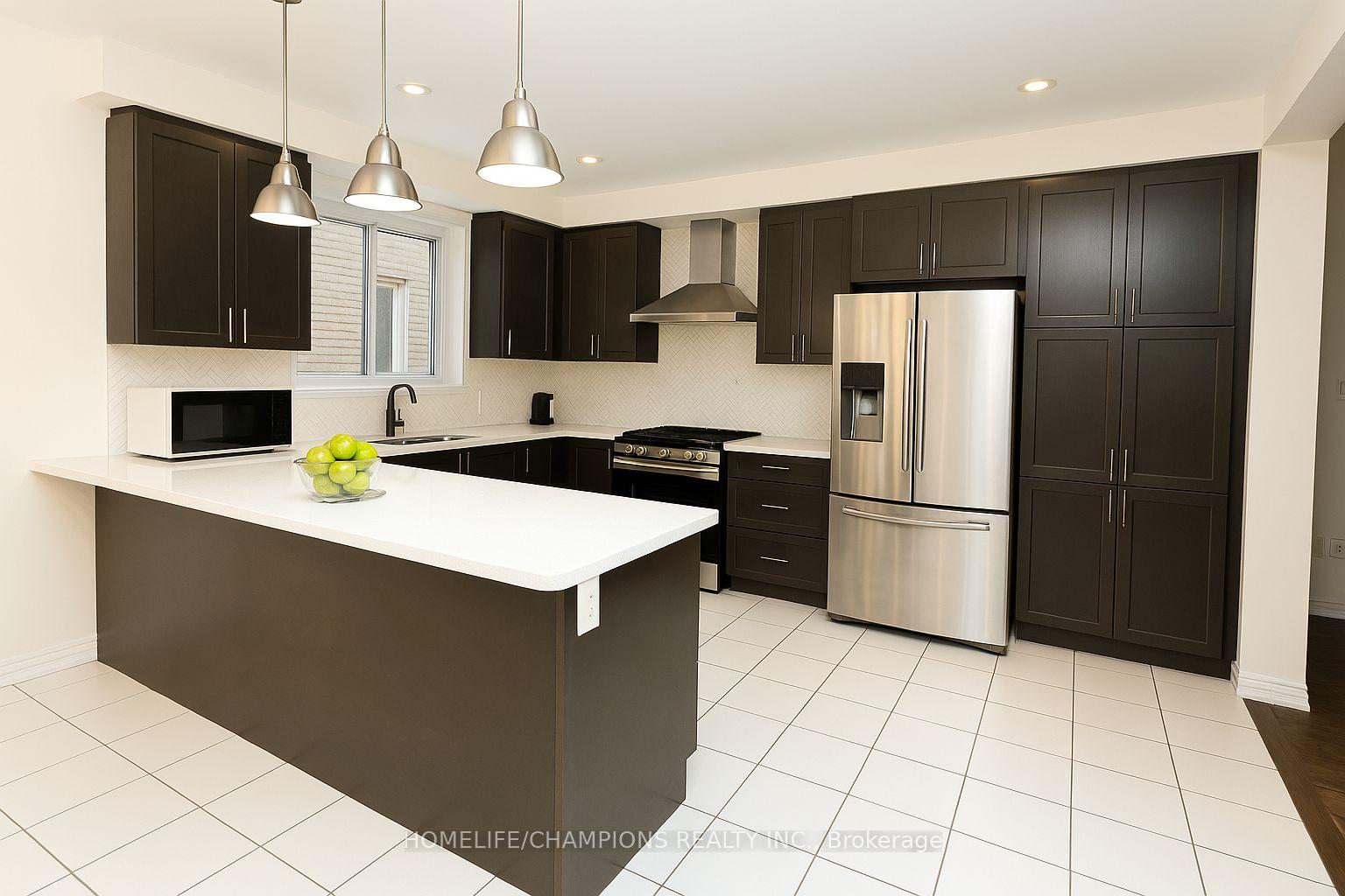 Photo 7 of 38 Hawstone Road, Vaughan, Vellore Village — HOMEH