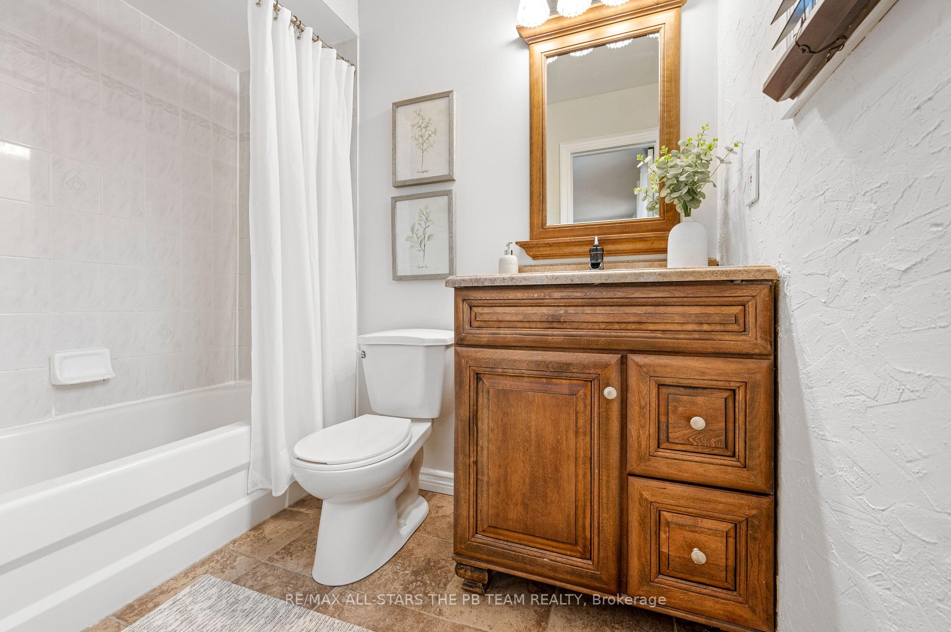 Photo 22 of 1908 Edenwood Drive, Oshawa, Samac — HOMEH