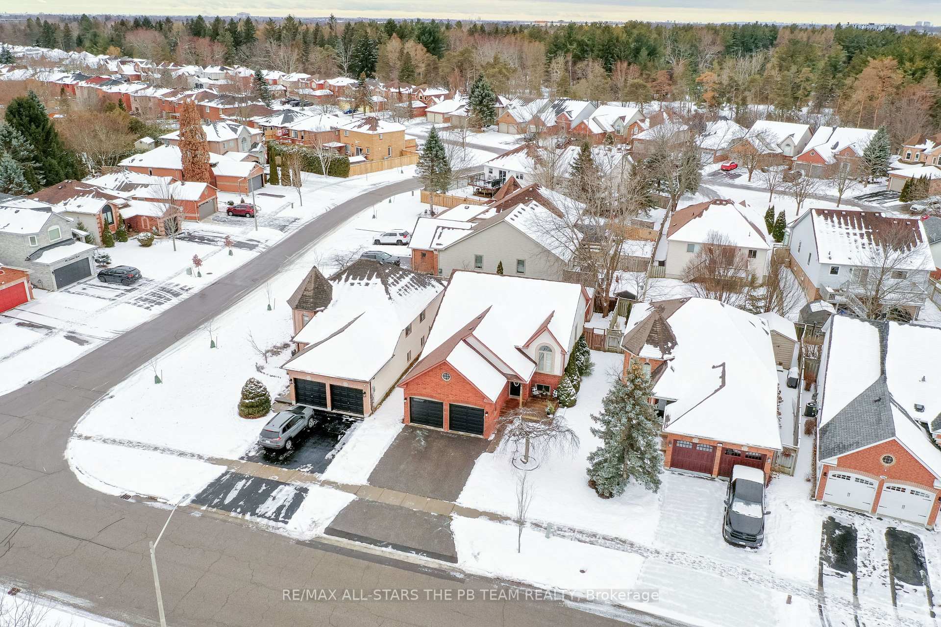 Photo 39 of 1908 Edenwood Drive, Oshawa, Samac — HOMEH