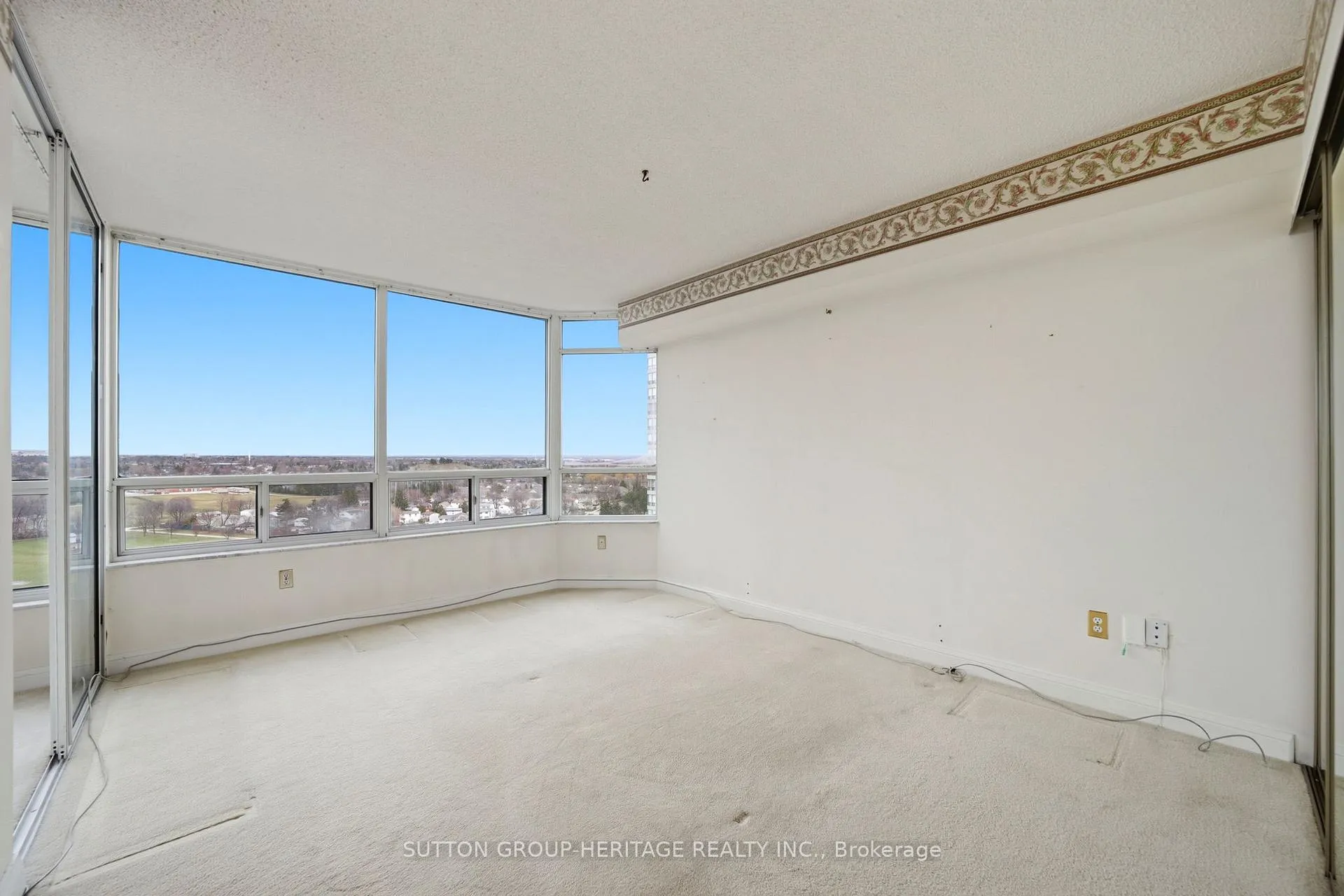 Photo 14 of Unit 1405, 24 Hanover Road, Brampton, Queen Street Corridor — HOMEH