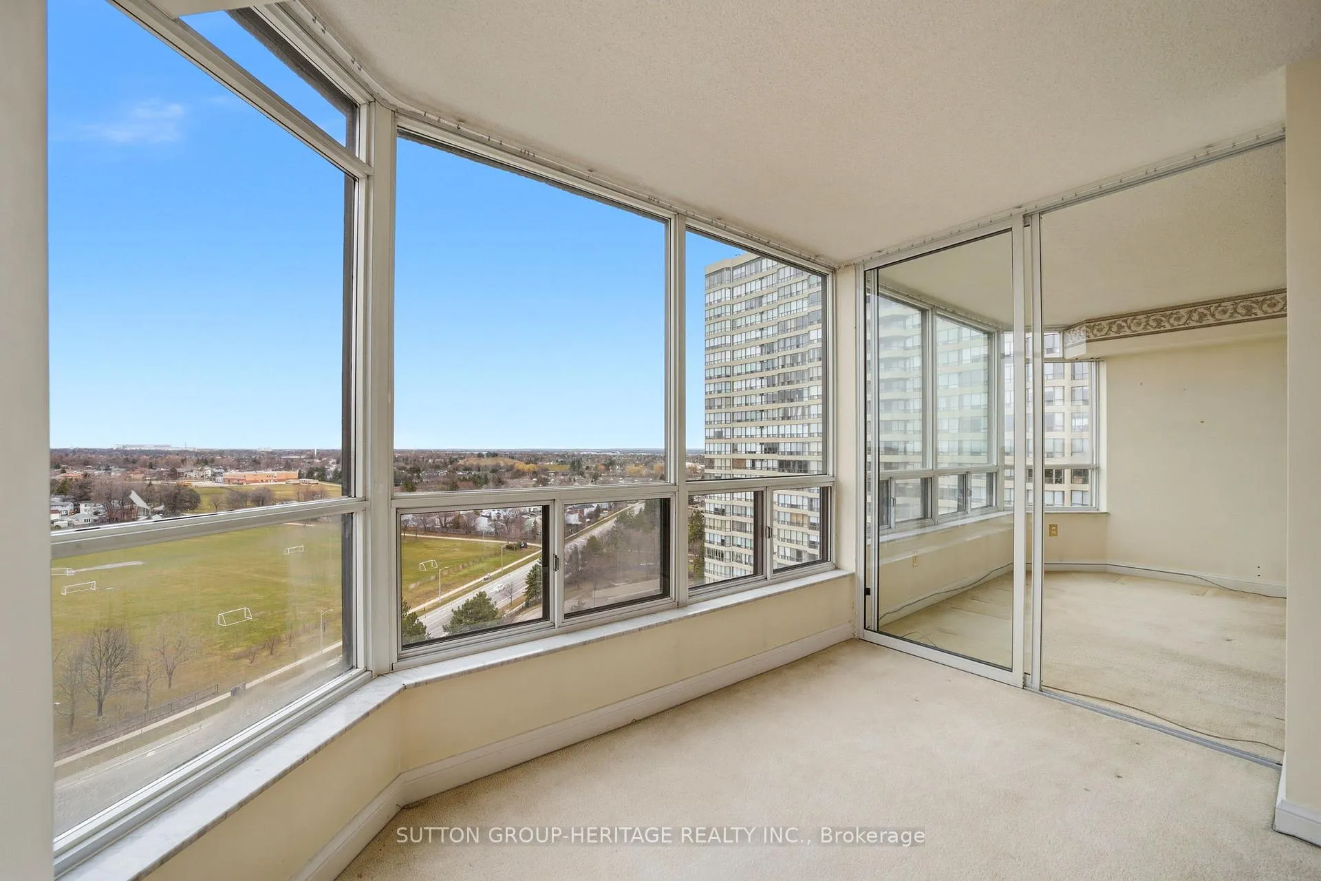 Photo 19 of Unit 1405, 24 Hanover Road, Brampton, Queen Street Corridor — HOMEH