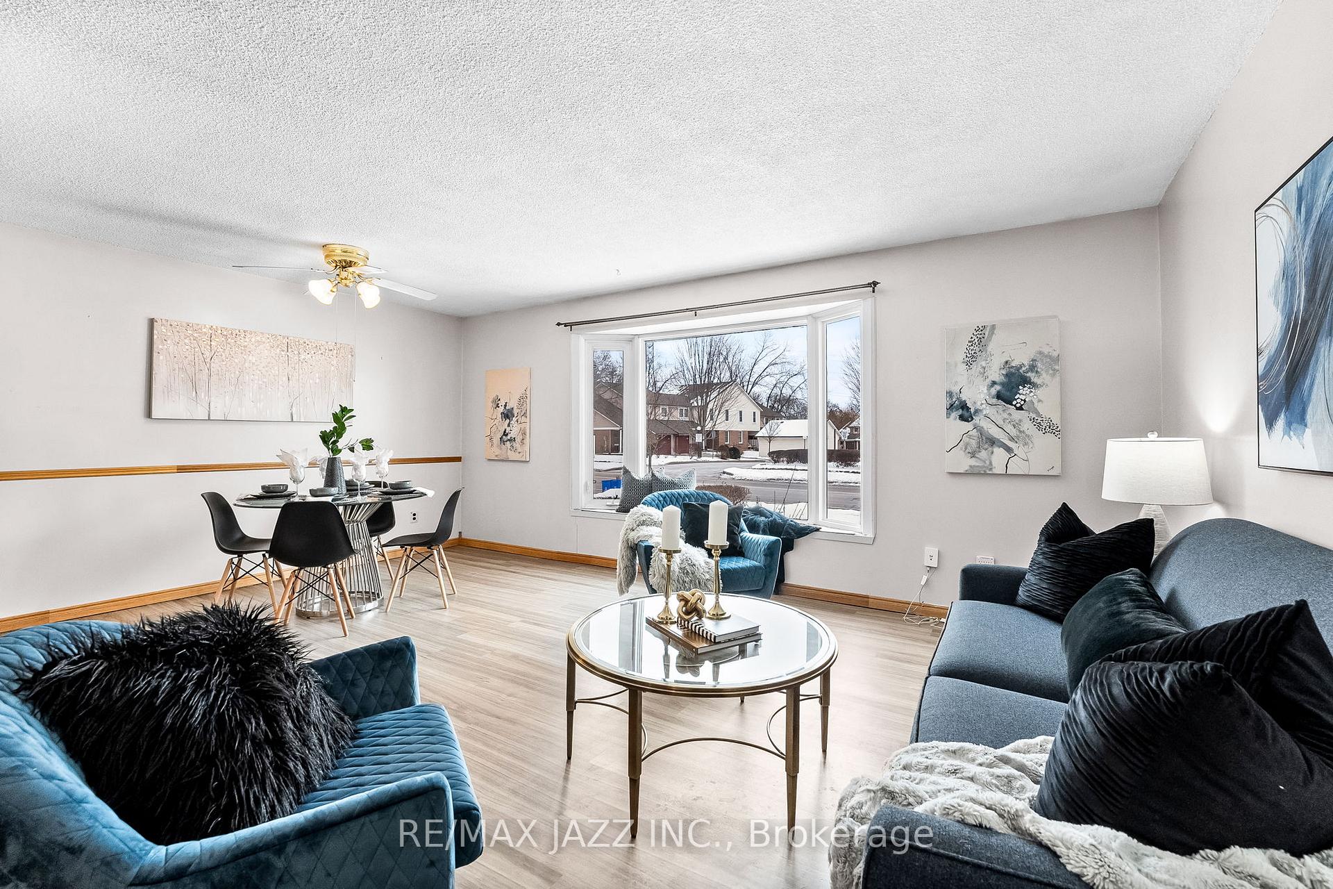 Photo 7 of 1072 Central Park Boulevard N, Oshawa, Centennial — HOMEH