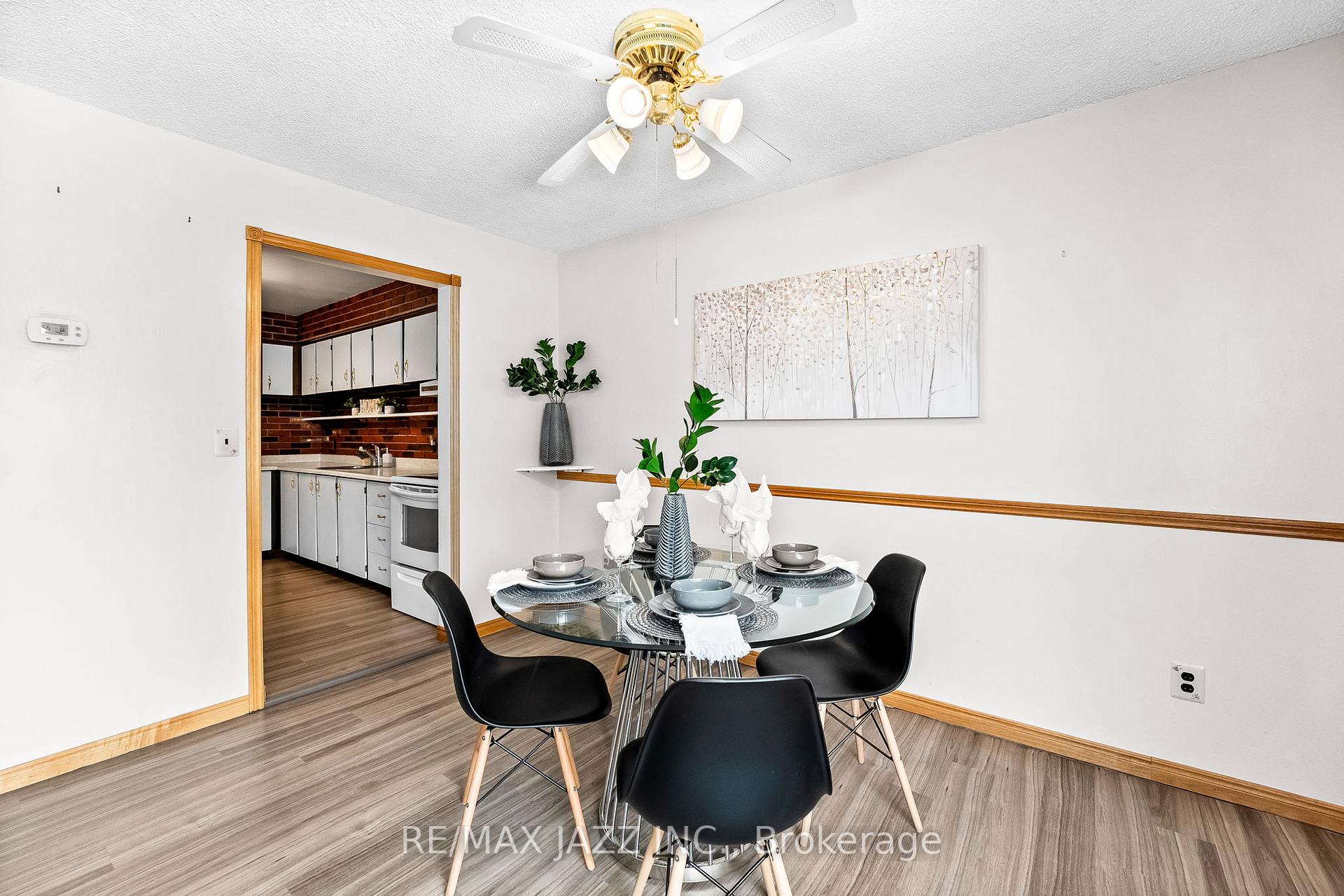 Photo 10 of 1072 Central Park Boulevard N, Oshawa, Centennial — HOMEH