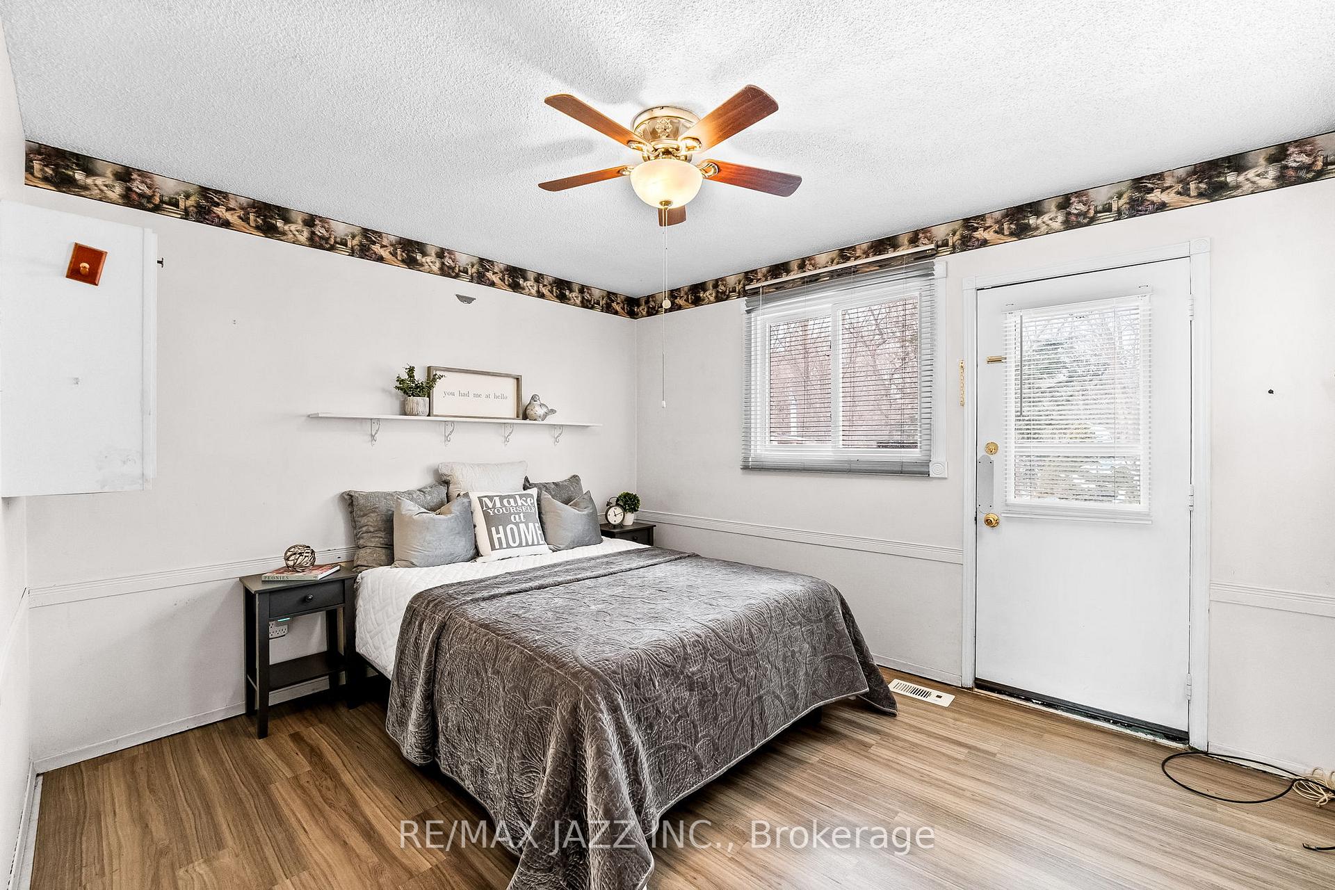 Photo 15 of 1072 Central Park Boulevard N, Oshawa, Centennial — HOMEH