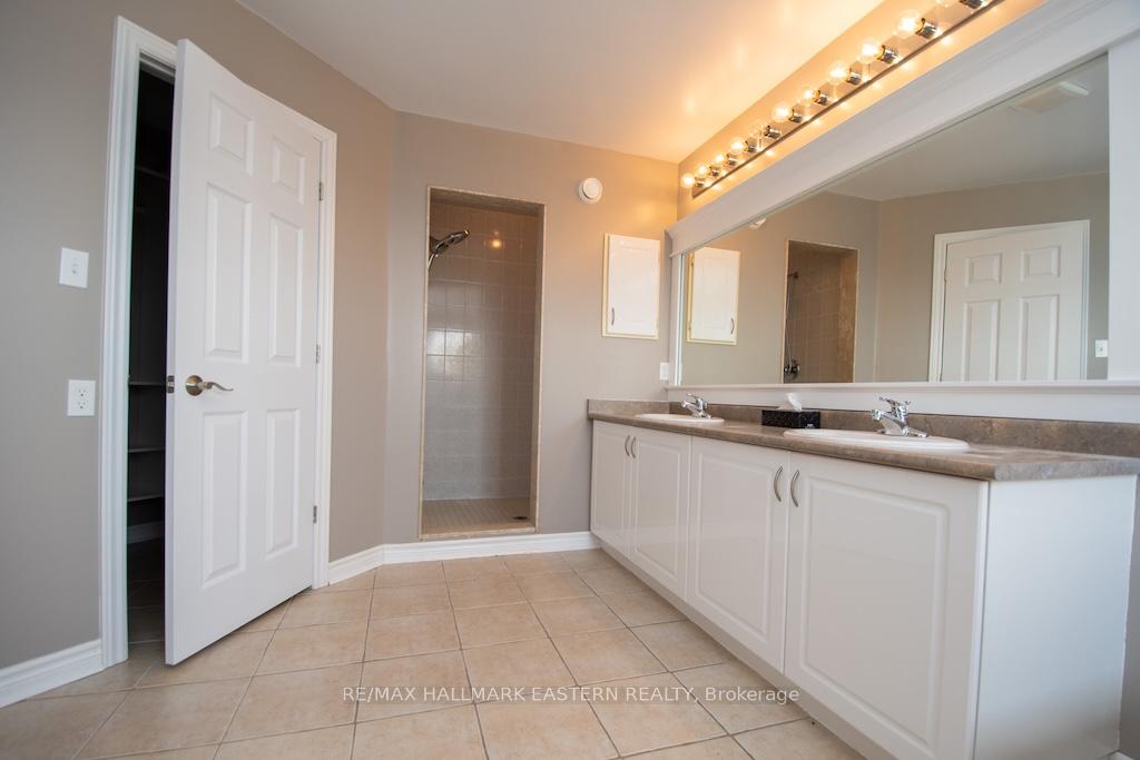 Photo 22 of 962 Baker Street, Peterborough, Northcrest Ward 5 — HOMEH