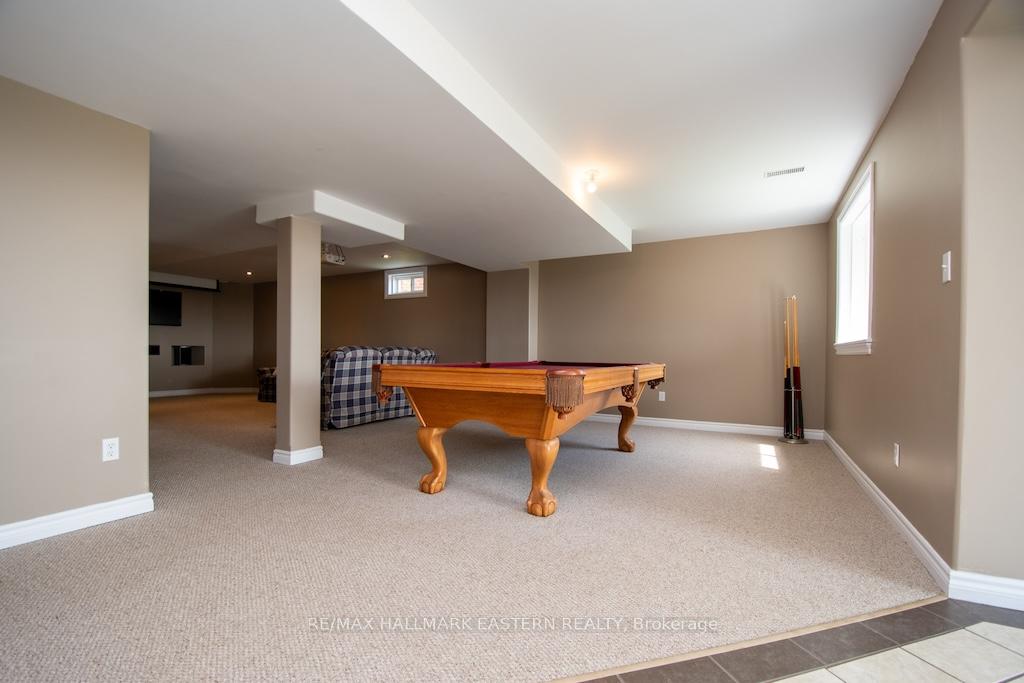 Photo 38 of 962 Baker Street, Peterborough, Northcrest Ward 5 — HOMEH