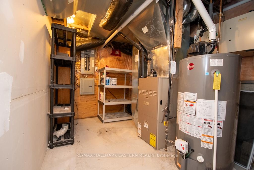 Photo 42 of 962 Baker Street, Peterborough, Northcrest Ward 5 — HOMEH