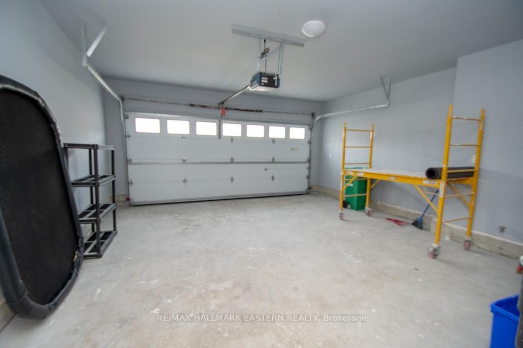 Photo 45 of 962 Baker Street, Peterborough, Northcrest Ward 5 — HOMEH