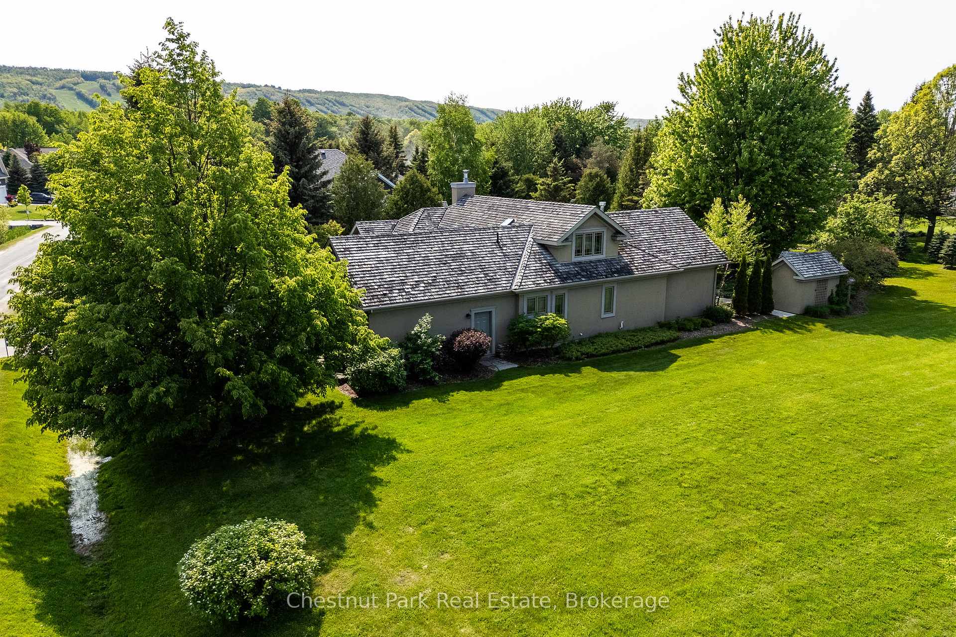 Photo 6 of 135 Augusta Crescent, Blue Mountains — HOMEH