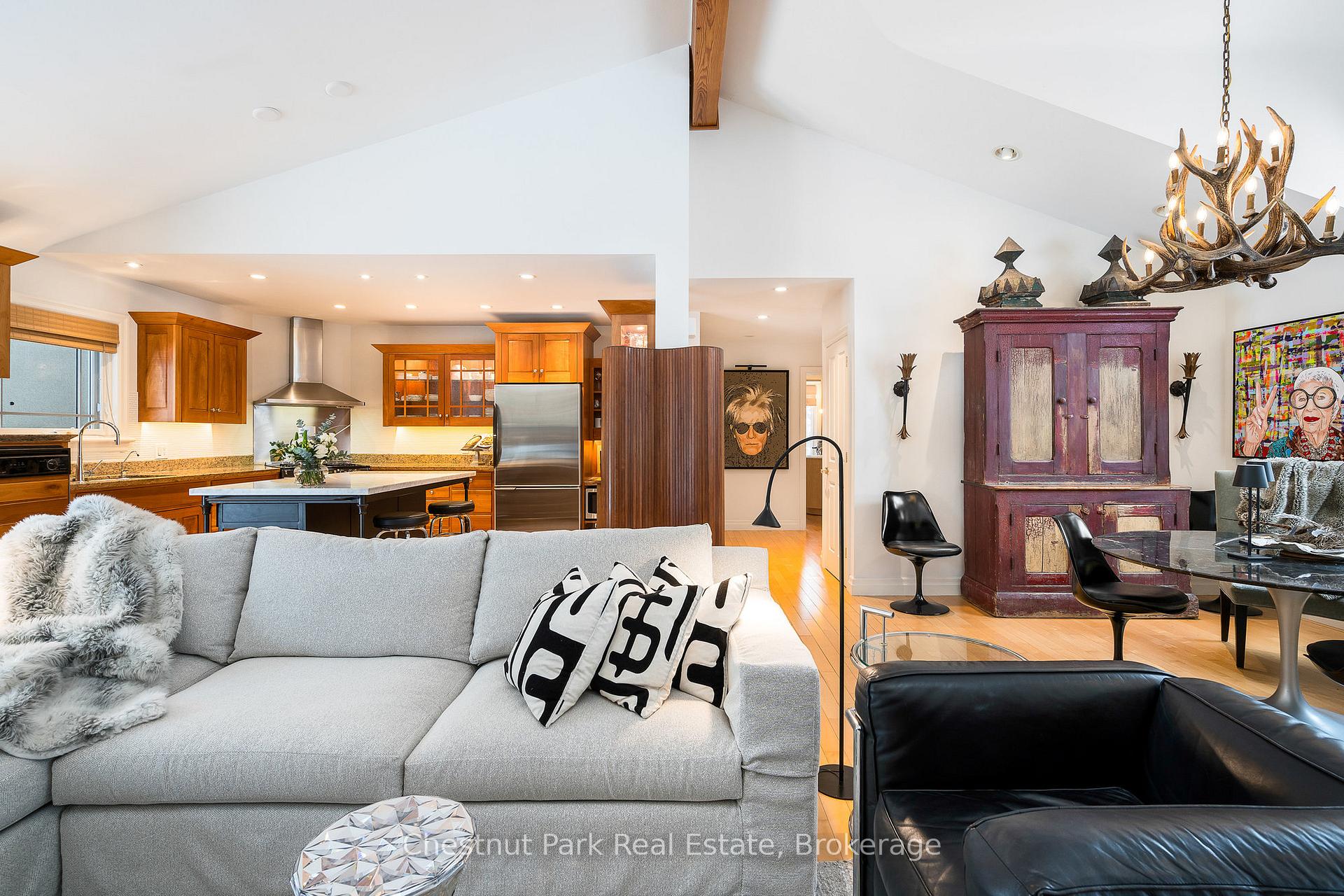 Photo 11 of 135 Augusta Crescent, Blue Mountains — HOMEH