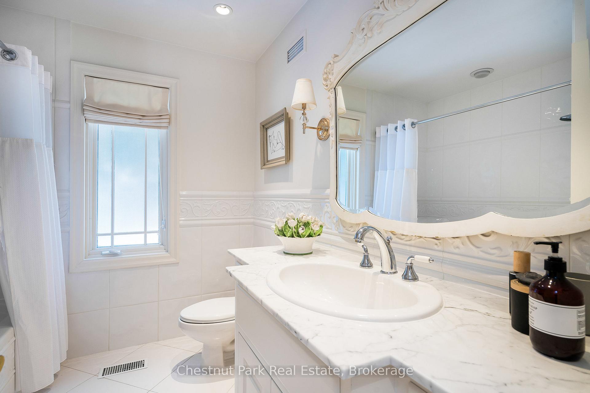 Photo 34 of 135 Augusta Crescent, Blue Mountains — HOMEH