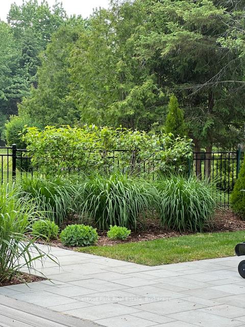 Photo 42 of 135 Augusta Crescent, Blue Mountains — HOMEH